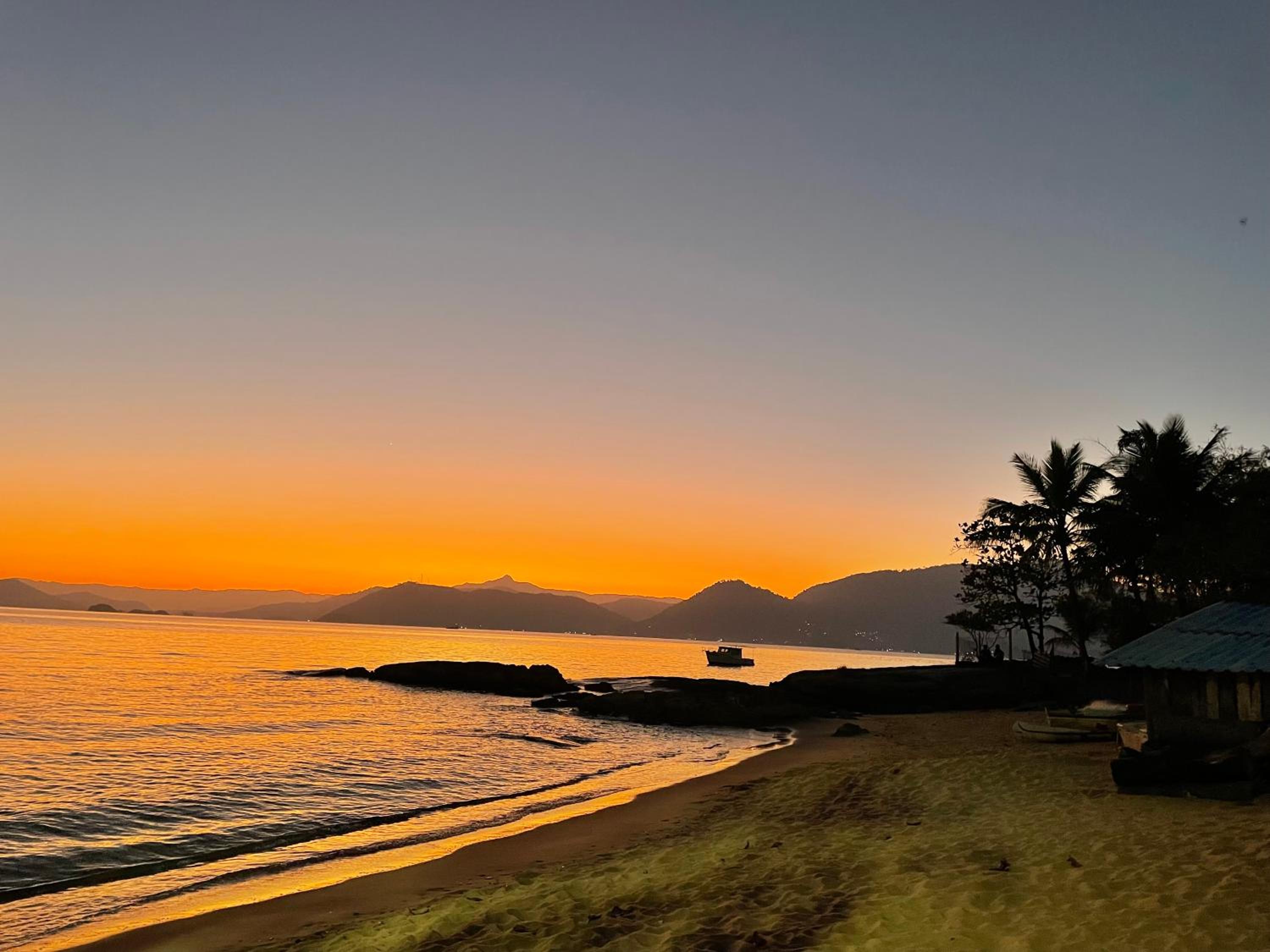 Angra dos Reis - Casa pé na areia na Praia de Fora - Ponta Leste