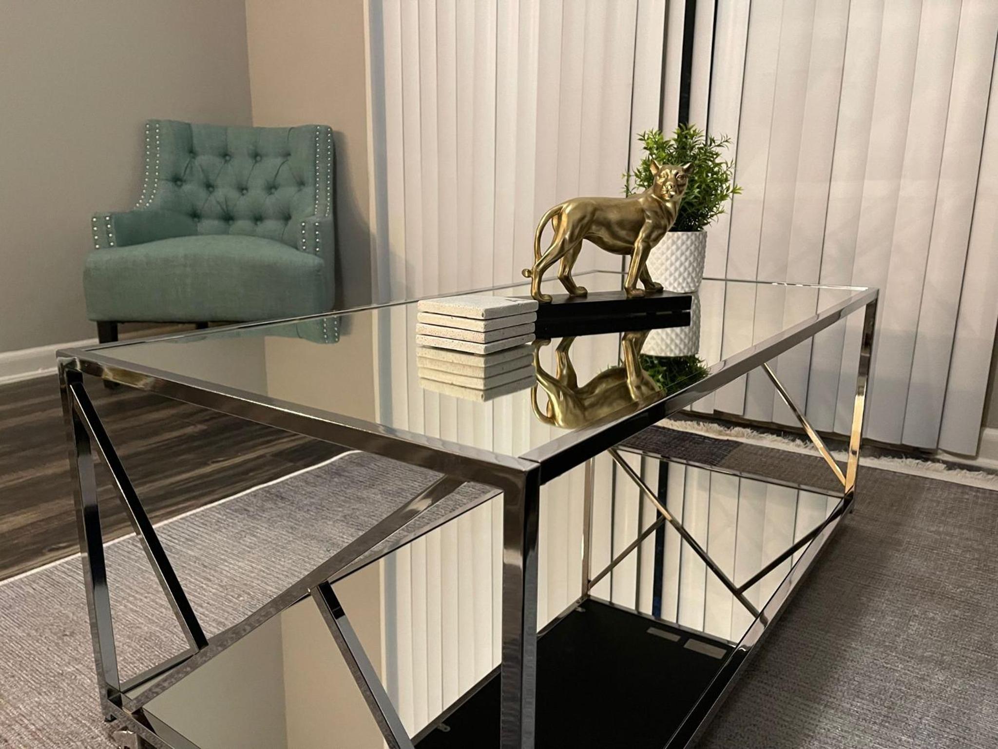 Charming 1,100 sq ft apartment near to The Shops at Legacy view 5