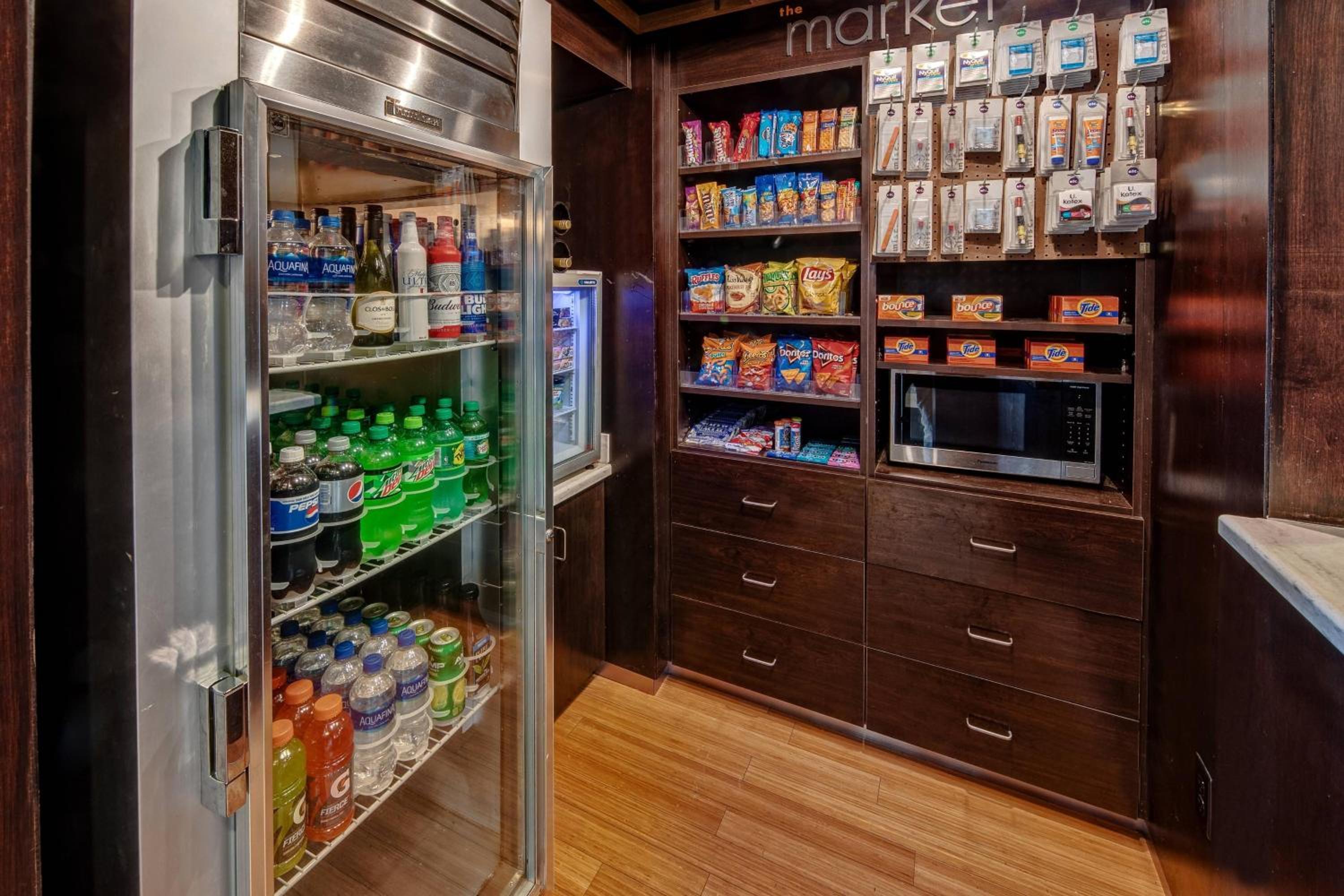 Troy Vacations - Courtyard by Marriott Troy - Property Image 3