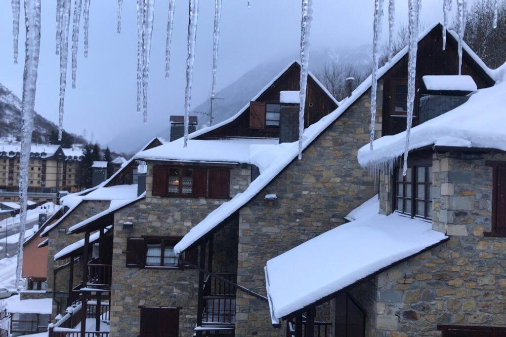 Duplex muy luminoso en Vielha con parking