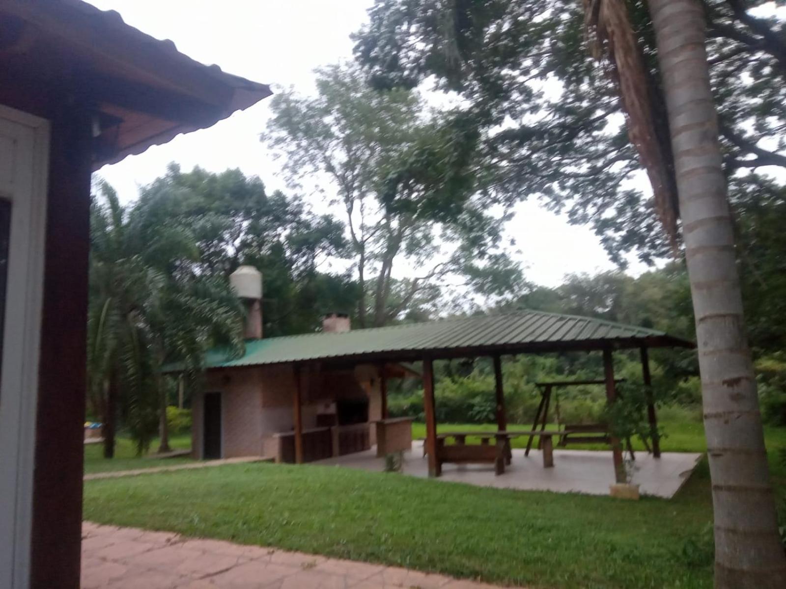 Casa para 10 personas , alquiler temporario .Paso de la Patria (CTES)