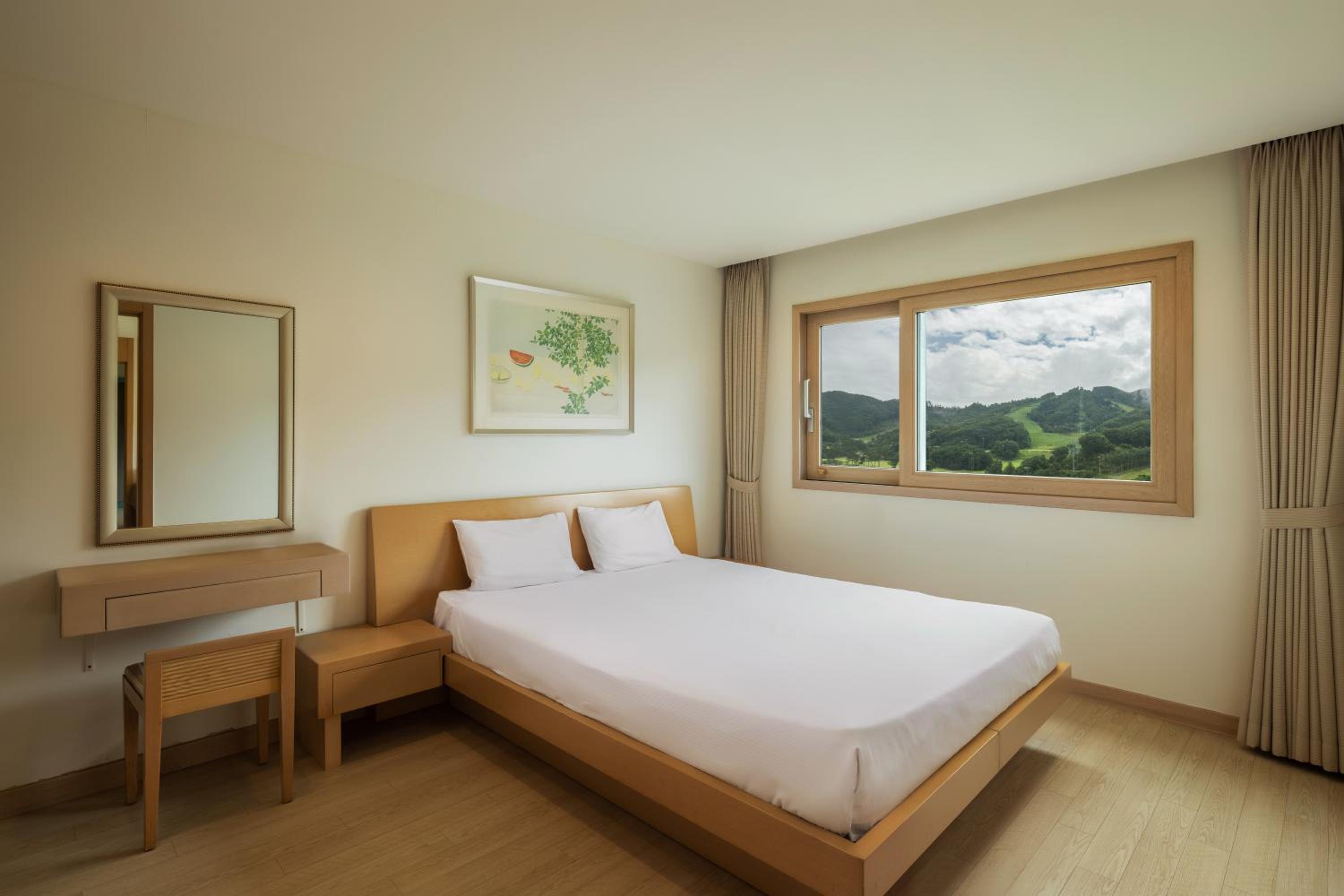 Oak Valley Resort Valley Village