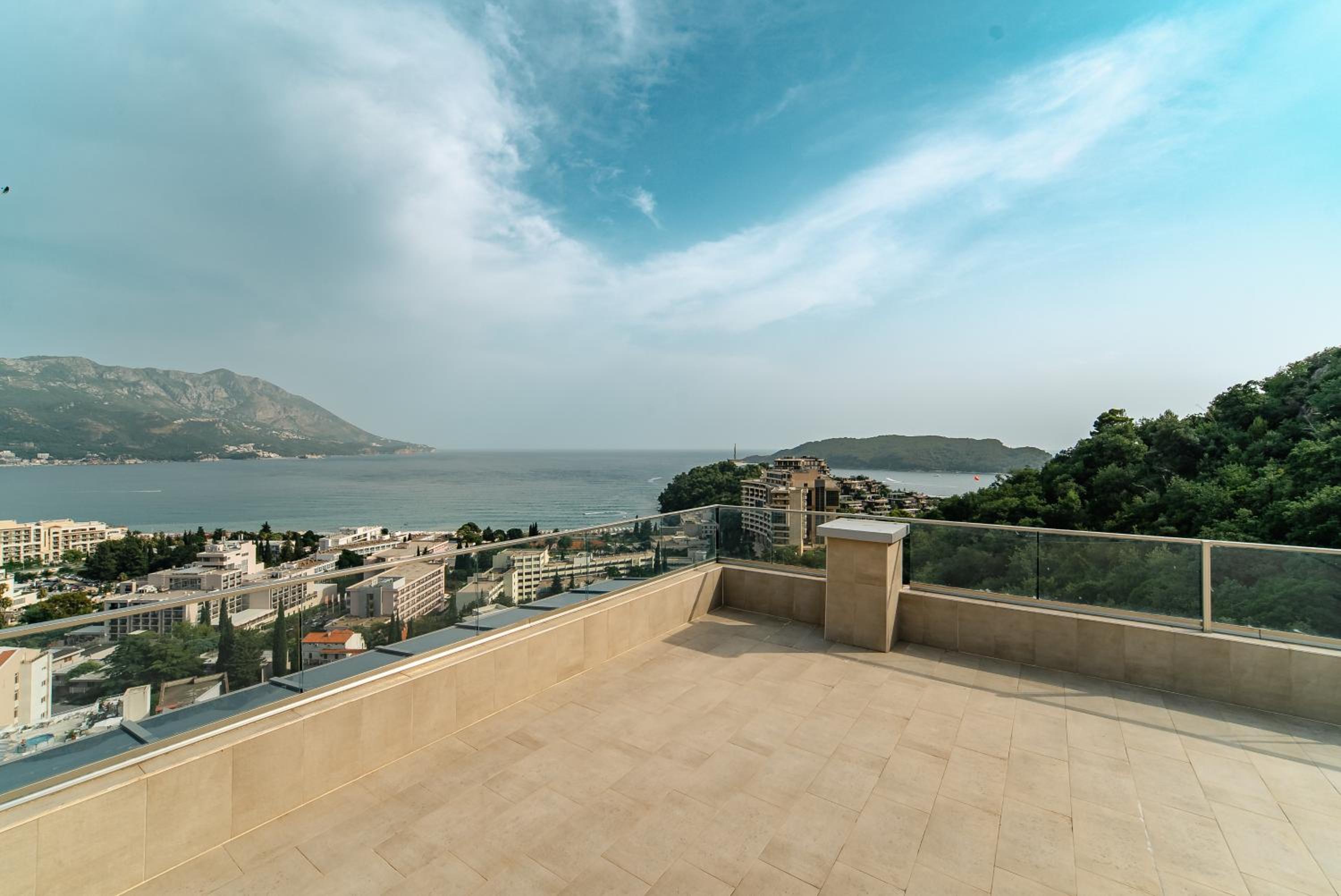 Budva Gate Penthouse photo 3