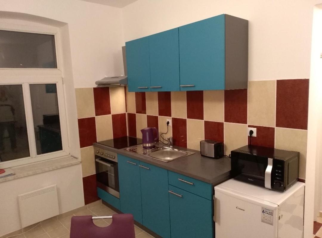 ZAGREB Main Station Budget Apartment view 3