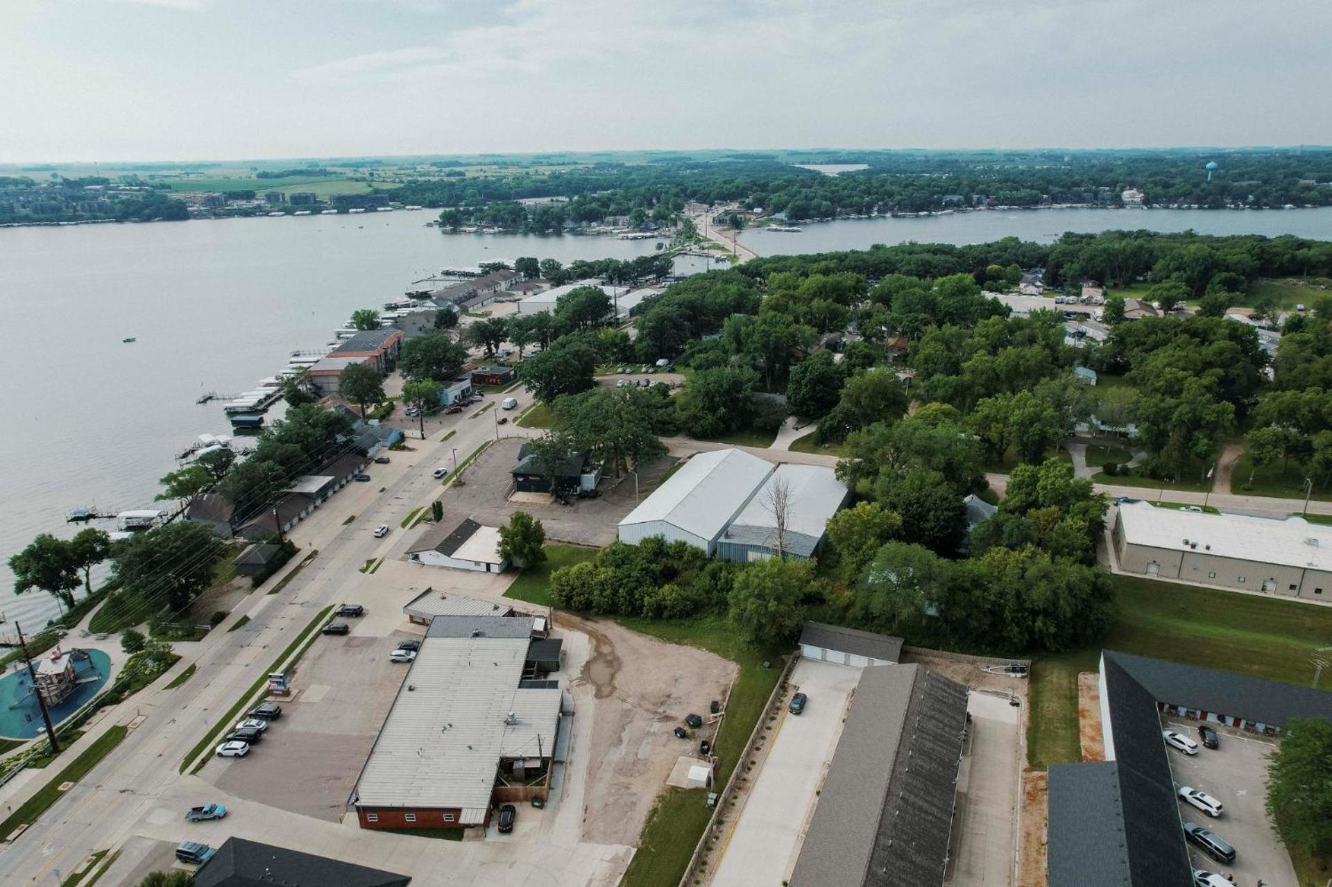 Okoboji Flats 1 - East Okoboji Views view 2