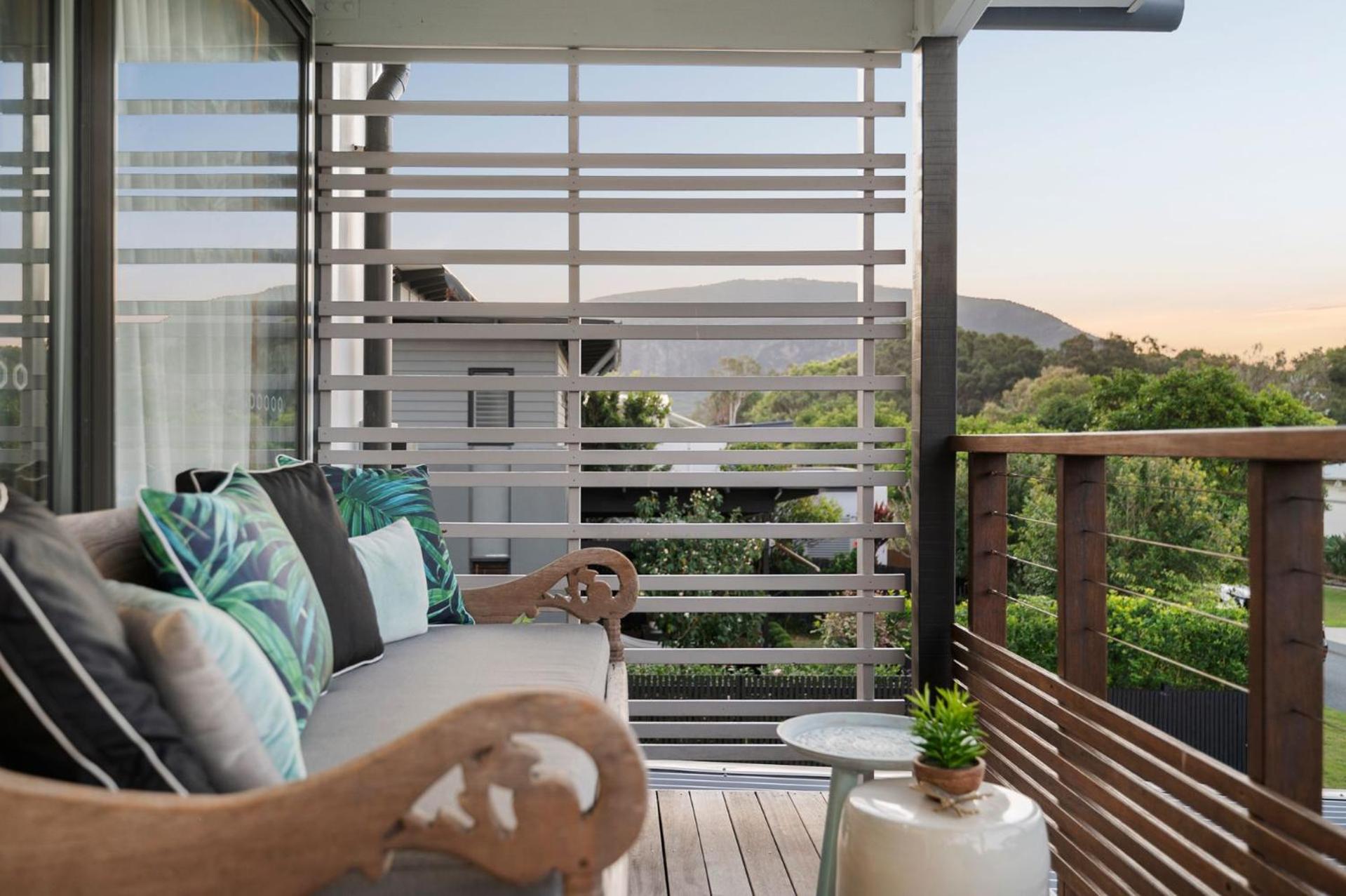 34 Boardrider Crescent