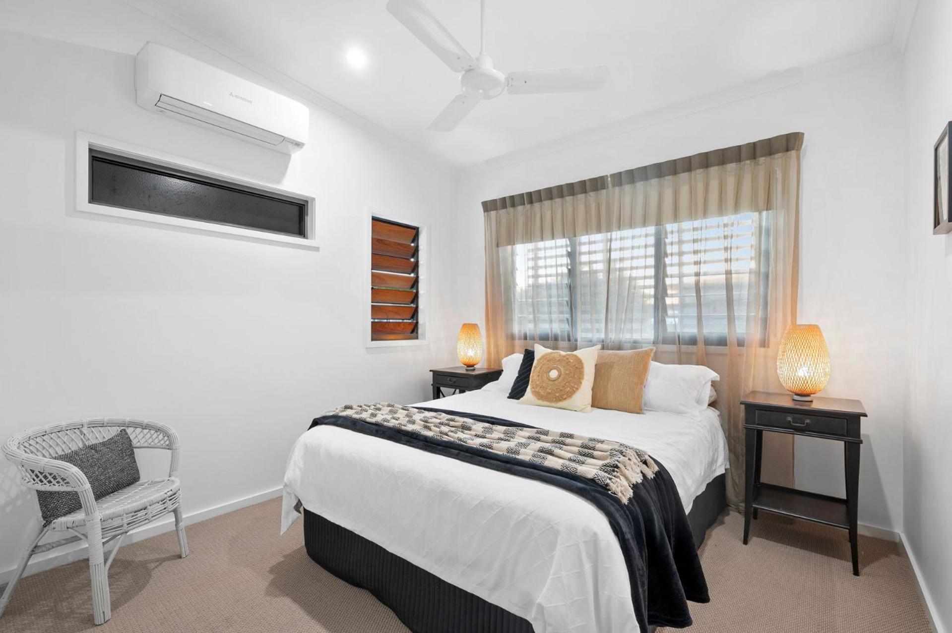 34 Boardrider Crescent