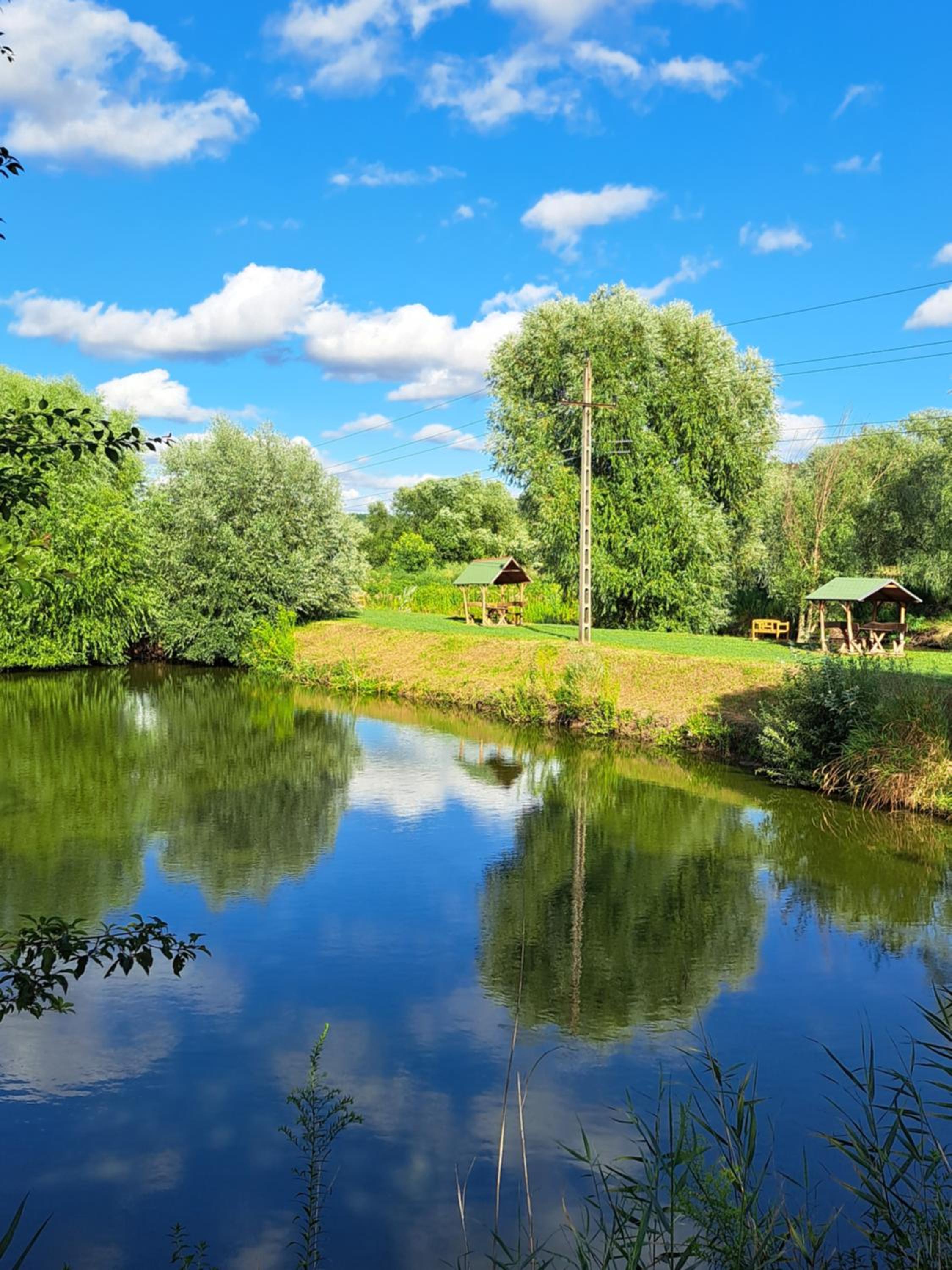 Borostyán pihenőpark view 3