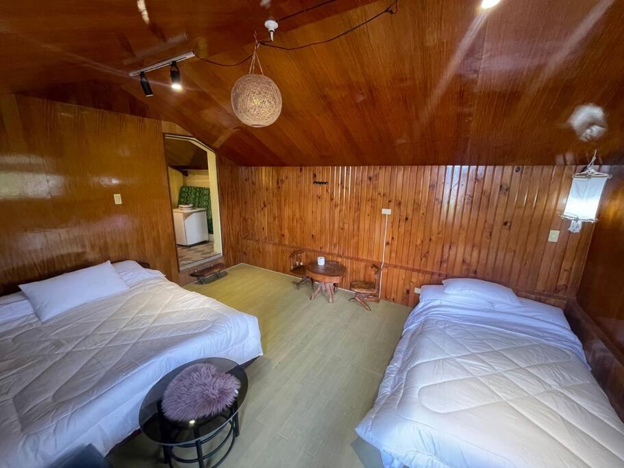 Lovely House in Tagaytay w Pool and Taal Lake View
