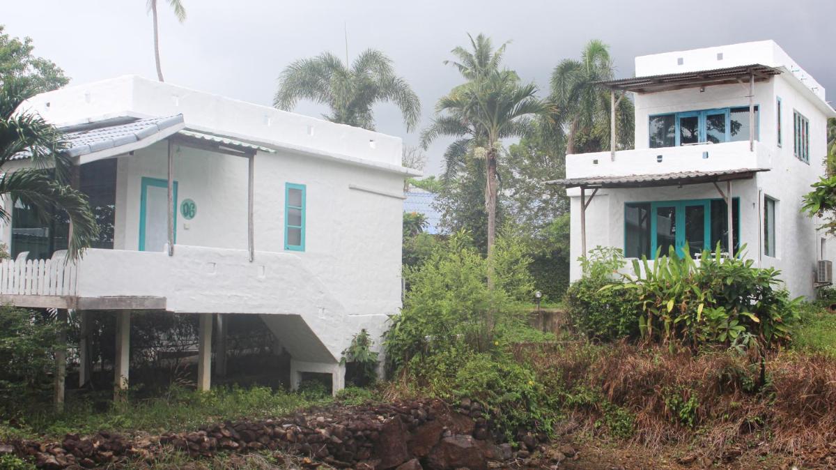 hotel building