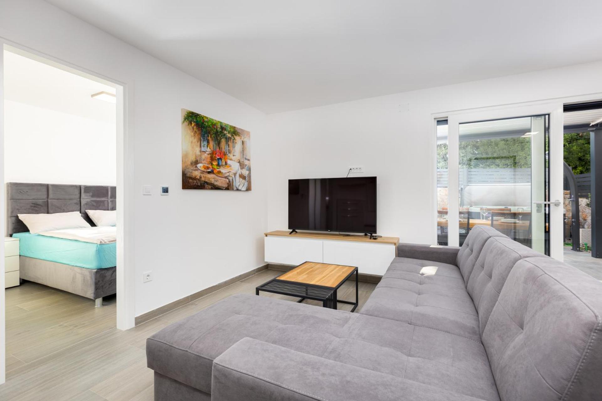 Superior Apartments