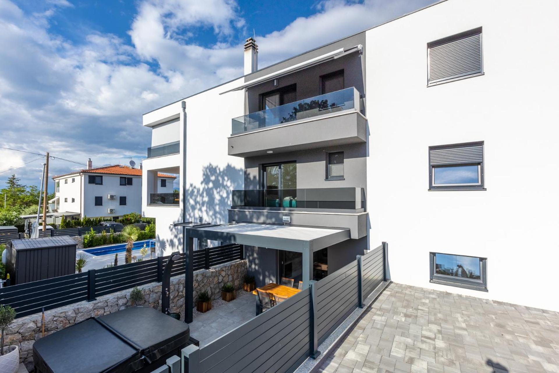 Superior Apartments
