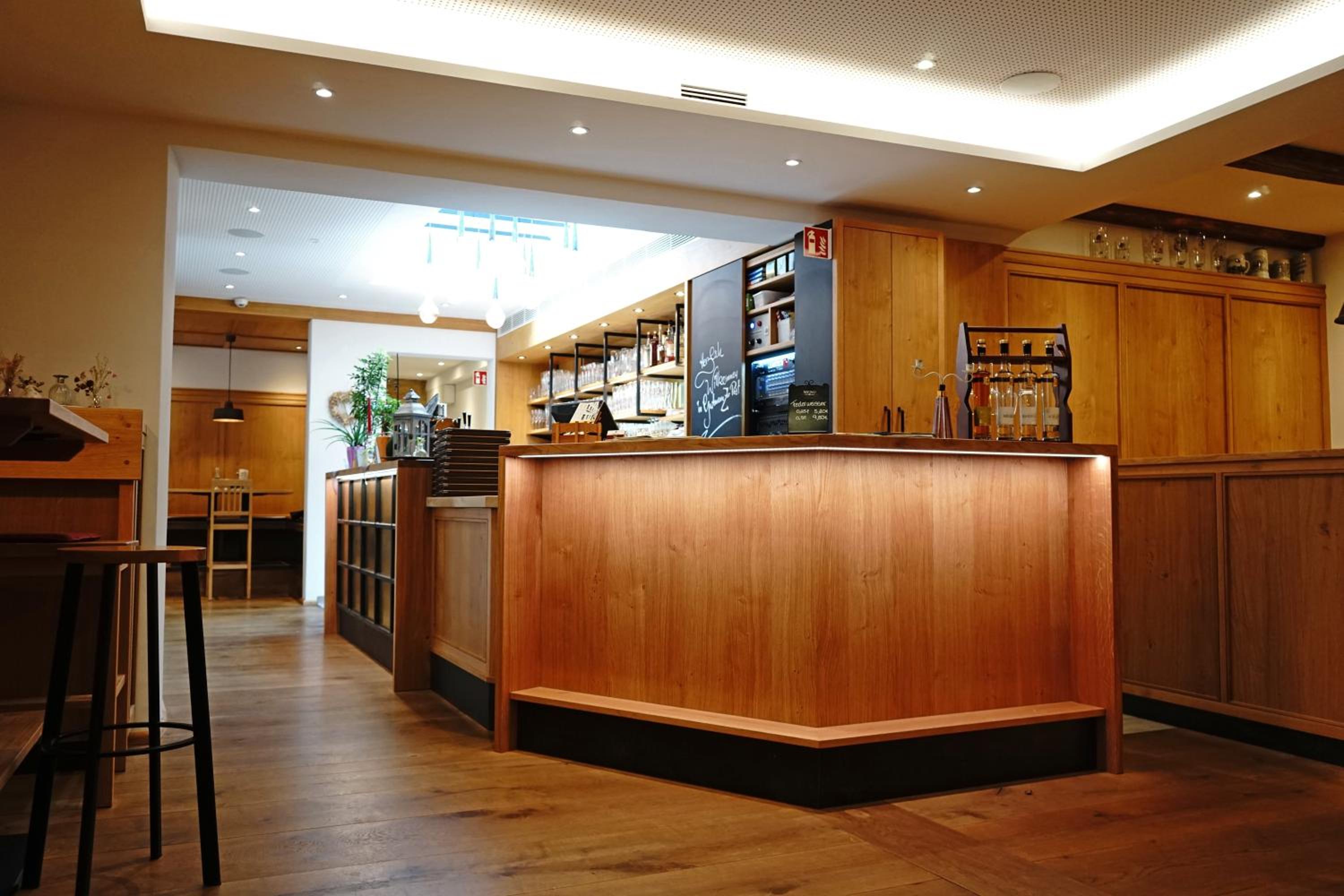 Hotel zum schwarzen Ross und Gutmann Zur Post