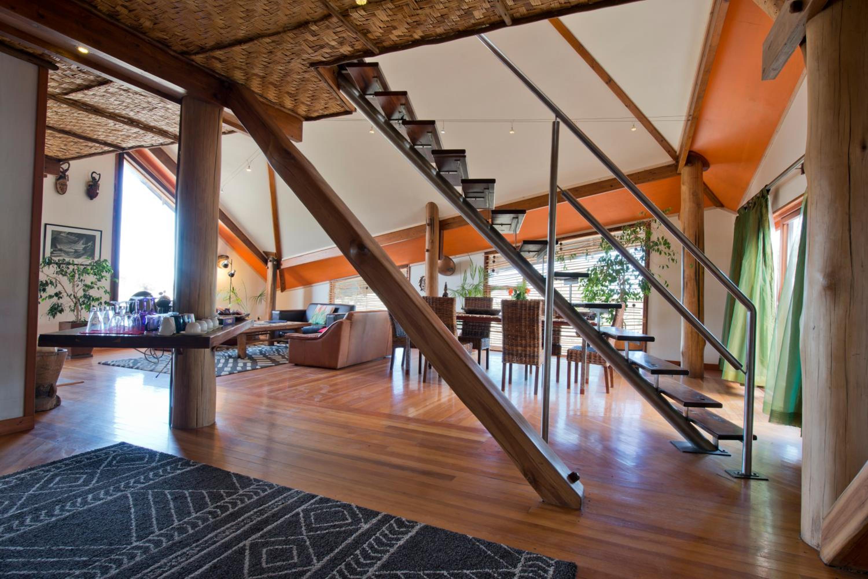 Stiltz Guest House