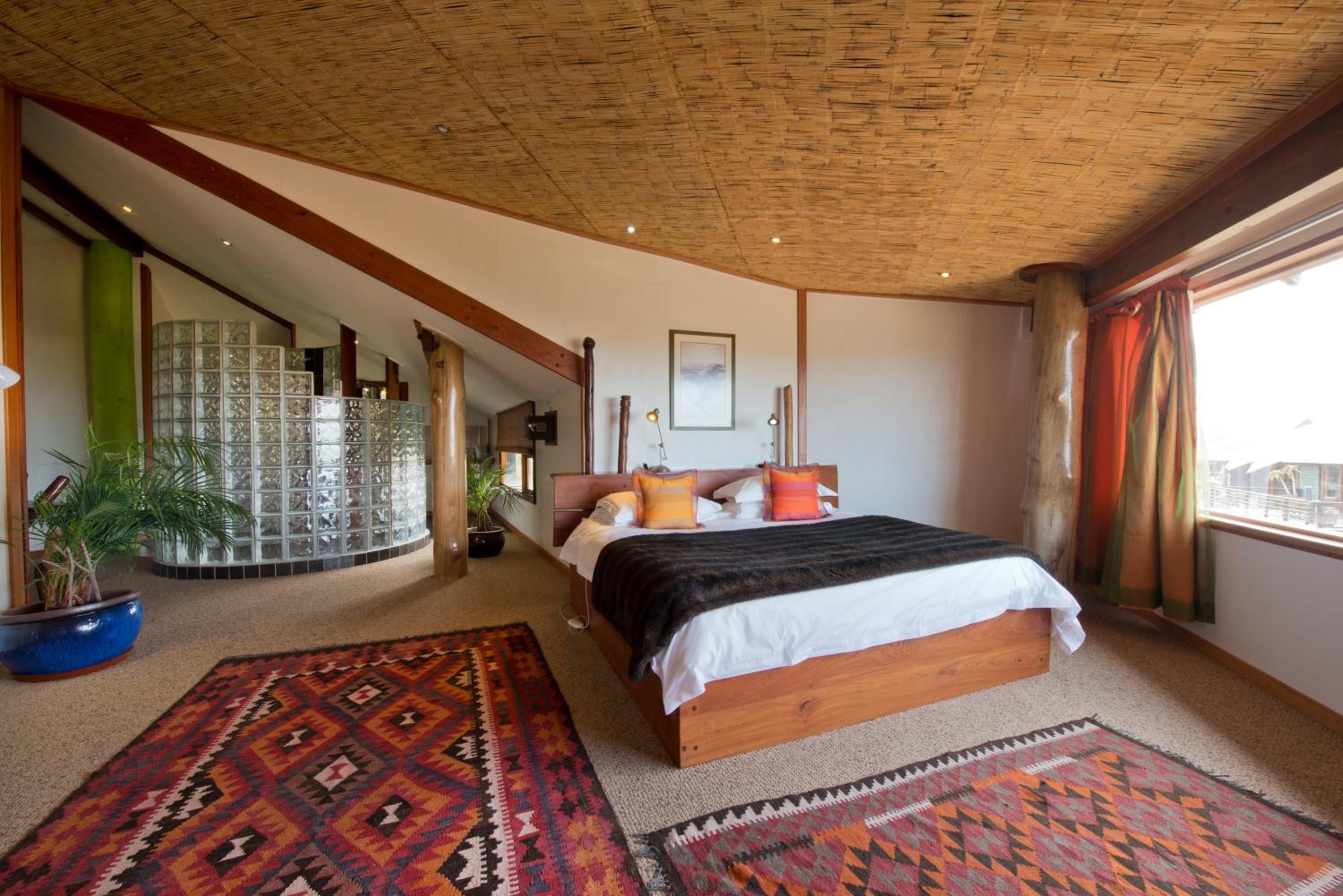 Stiltz Guest House