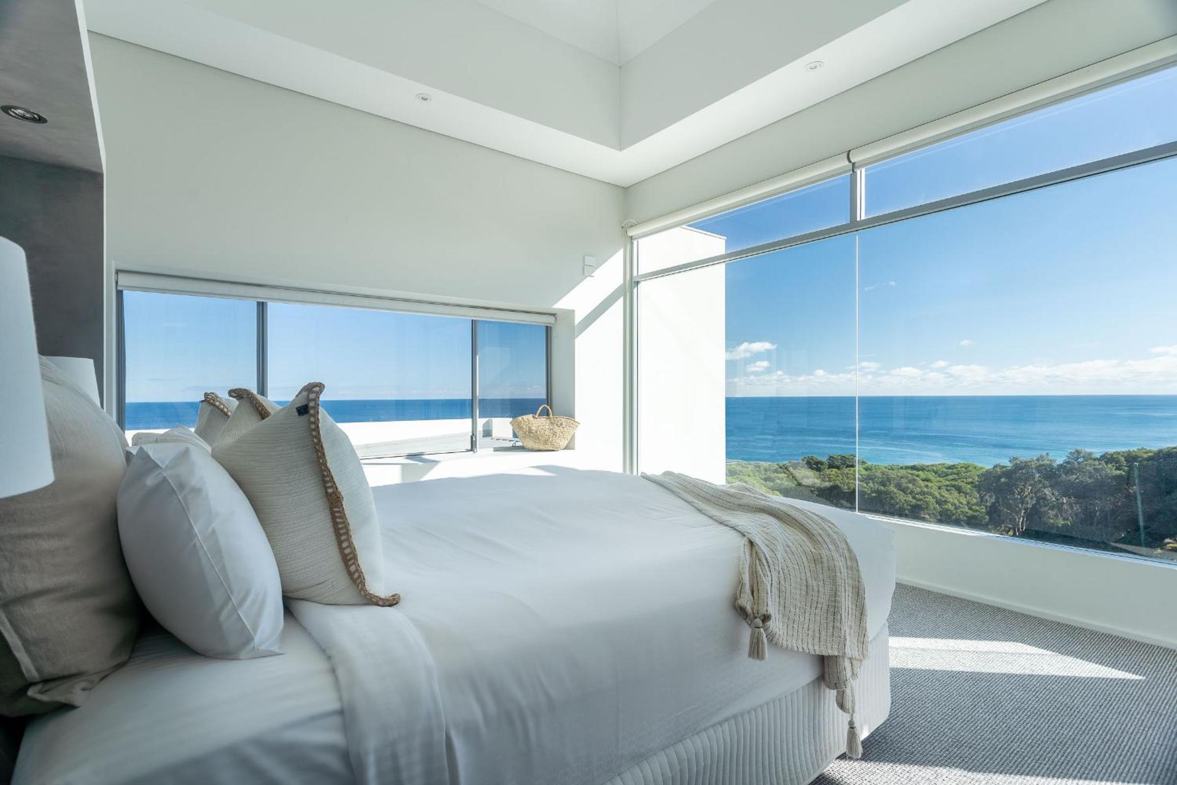 Salty Kiss I Private Properties