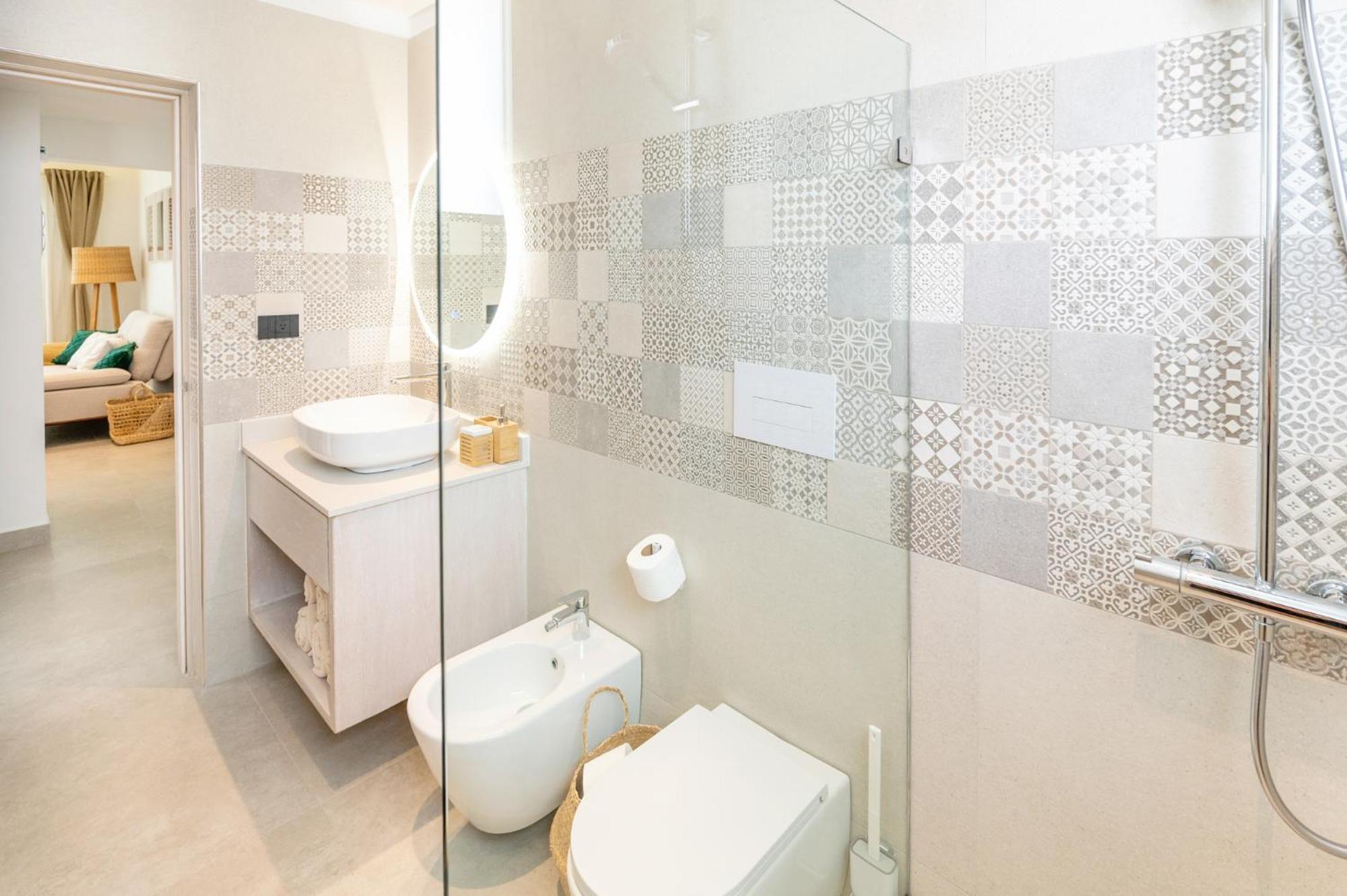 Aqua Esmeralda Luxury Beach Front Apartment