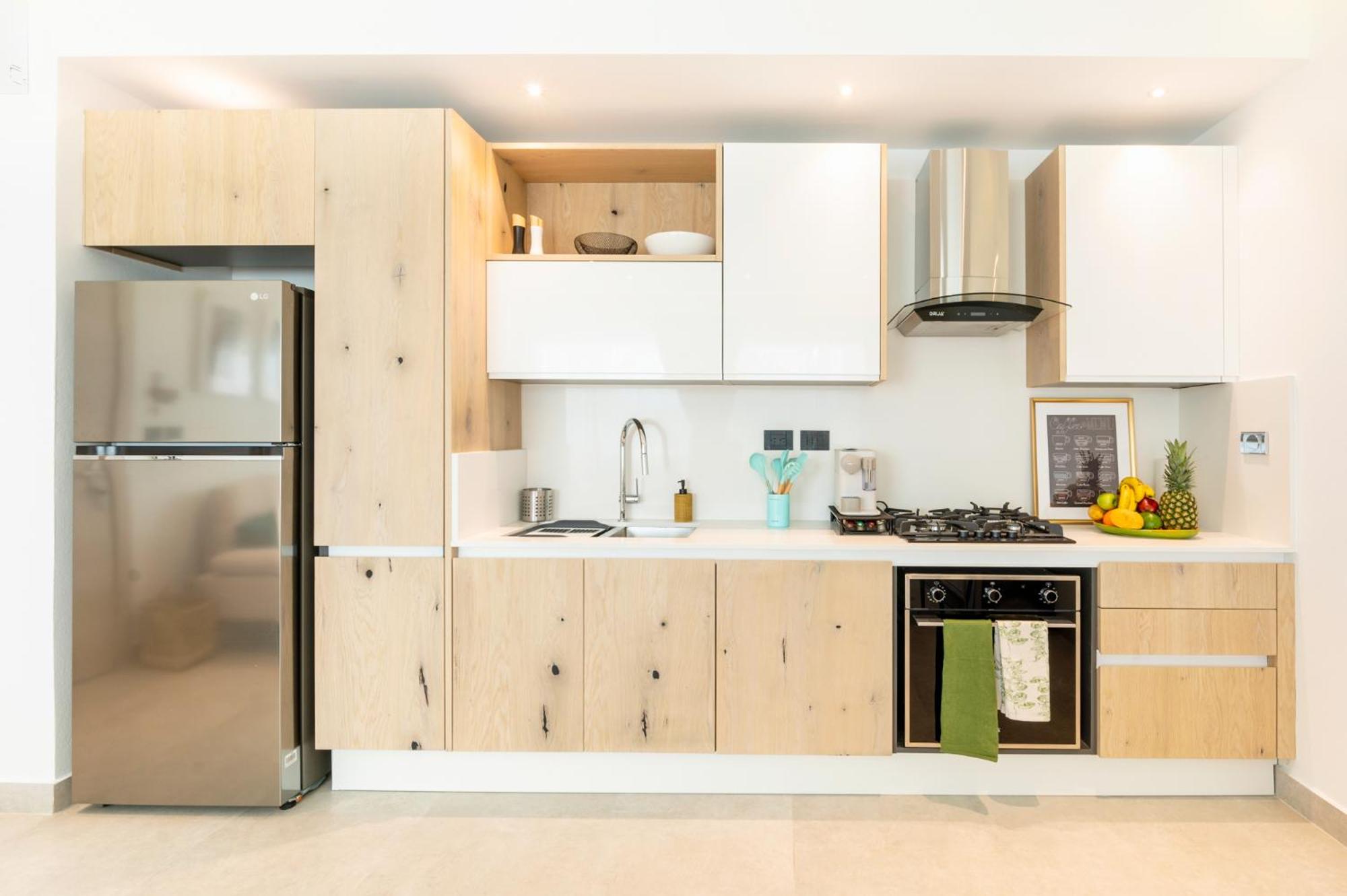 Aqua Esmeralda Luxury Beach Front Apartment