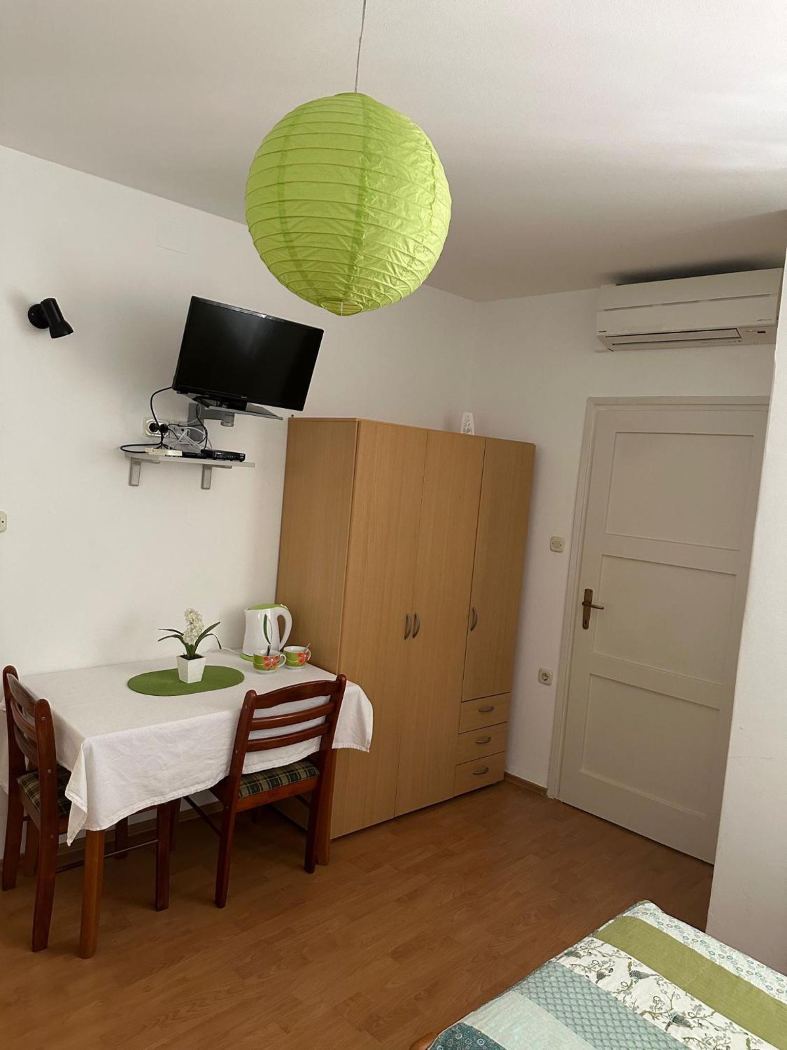 Longa Rooms view 4