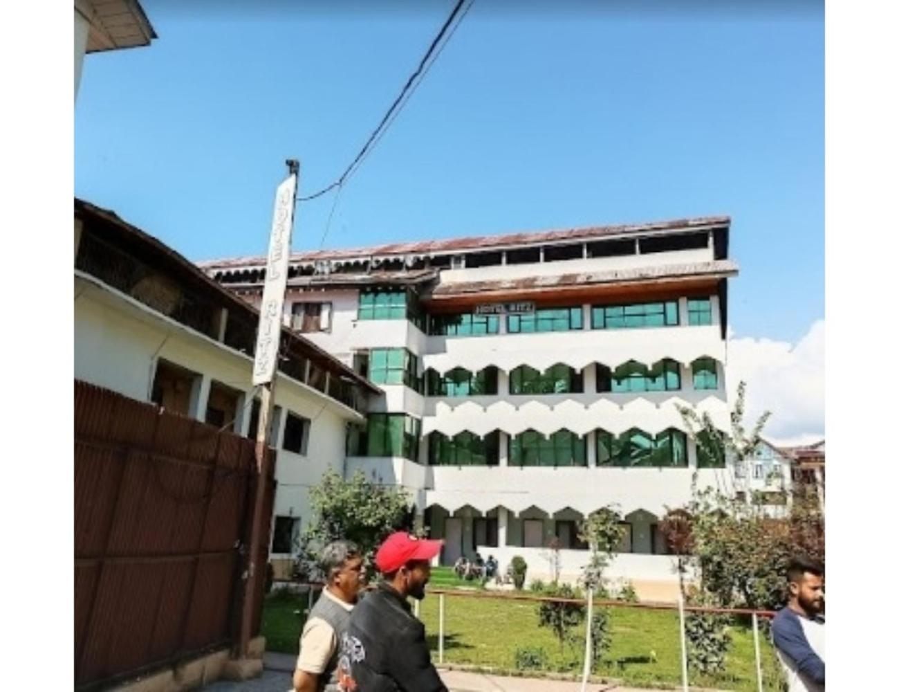 Photo 19