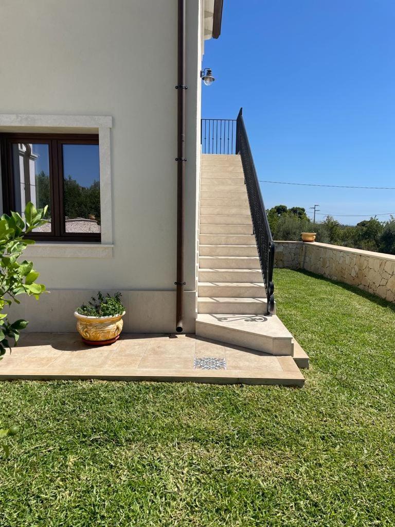 Villa Carmiano b&b Luxury bedrooms in Avola in the province of Syracuse with room with swimming pool