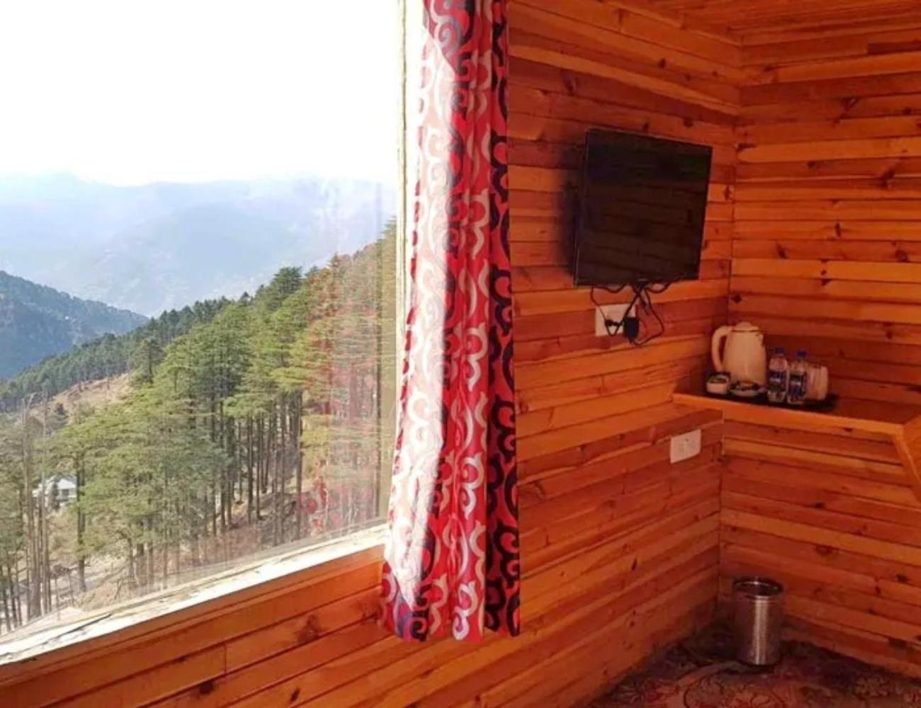 Krystal Hotel Restaurant, Patnitop view 3