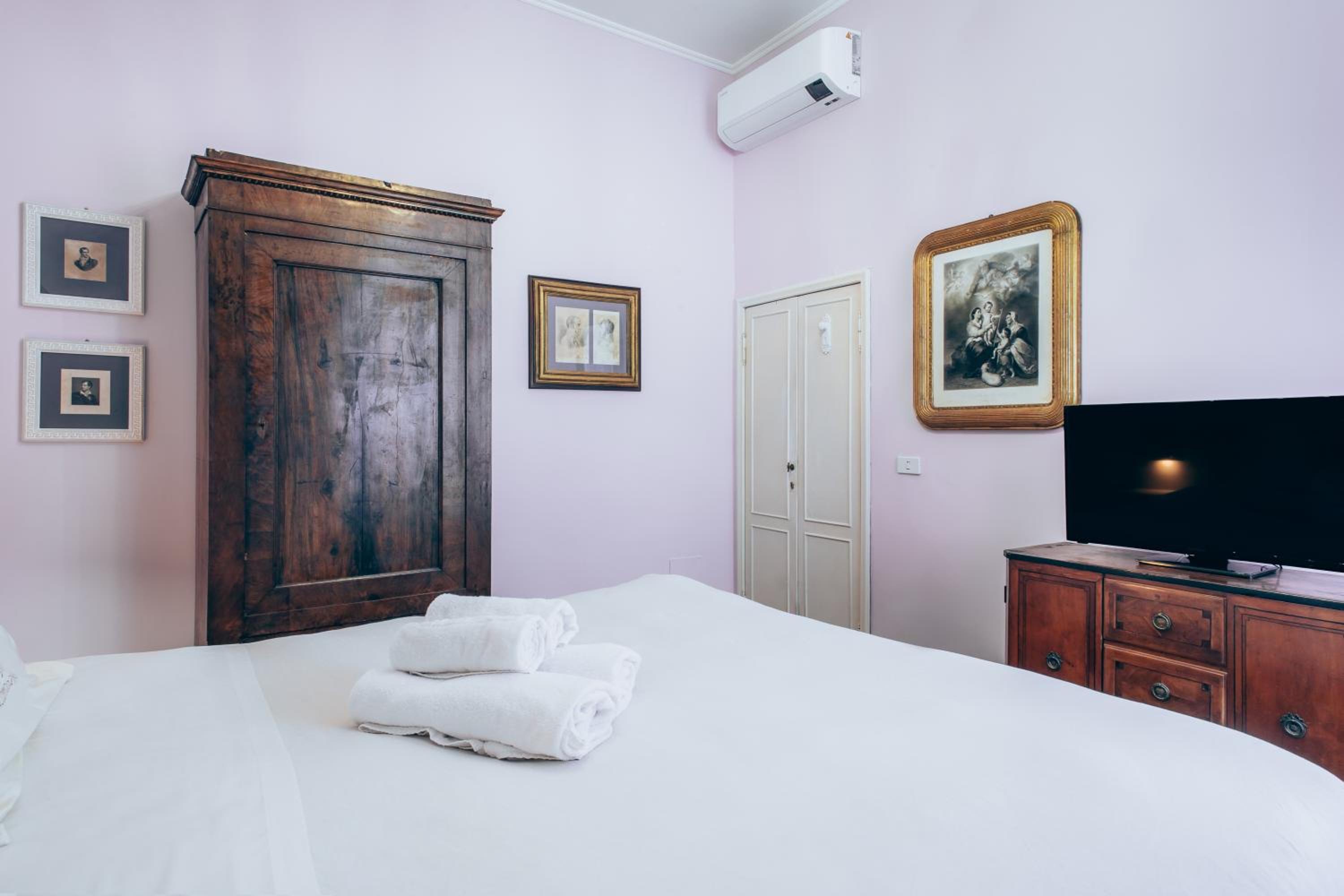 Restart Accommodations Rome