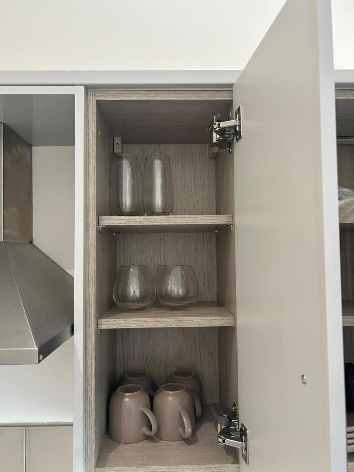 Studio Apartment Great Location