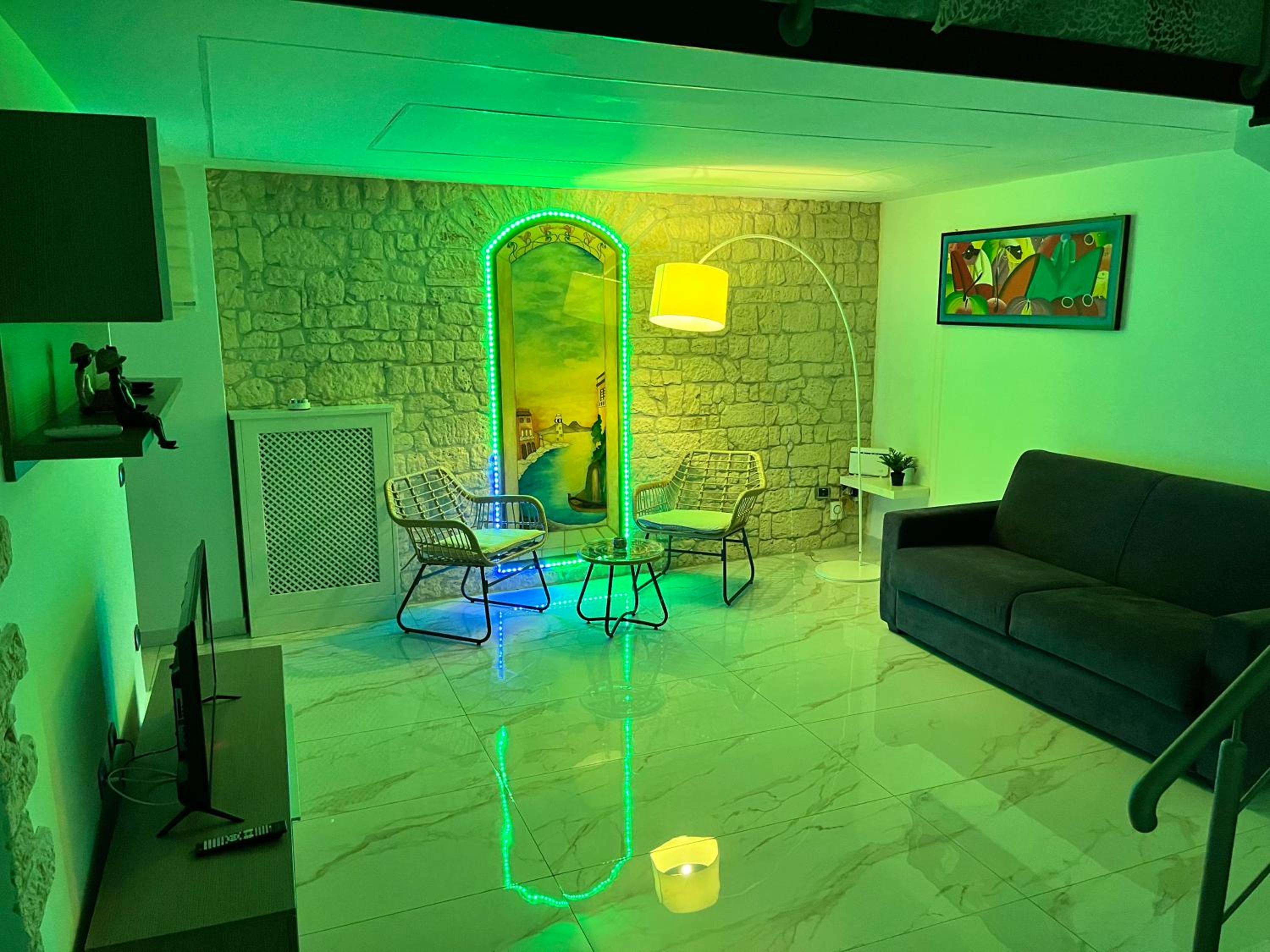lounge