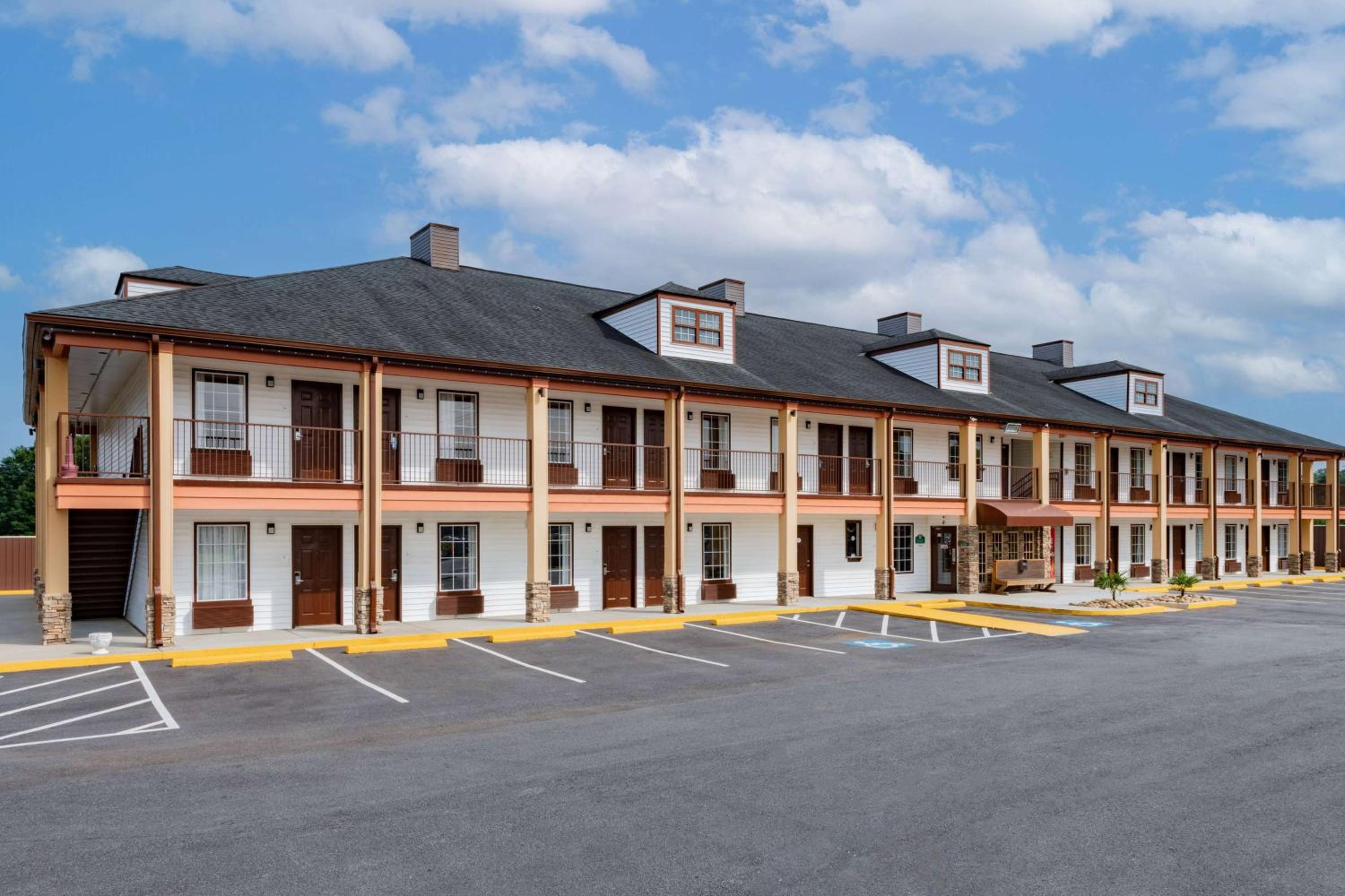 Baymont by Wyndham Commerce GA Near Tanger Outlets Mall