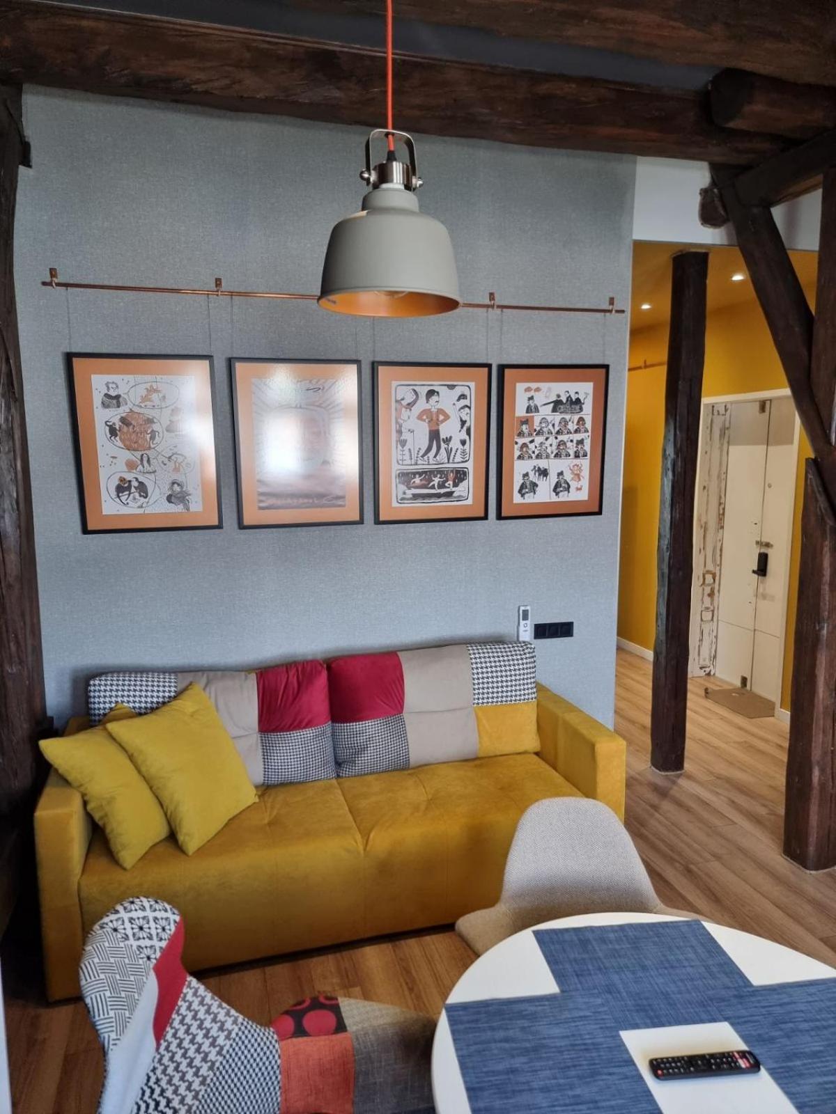 LEOGRAND Apartments on Kniazia Romana 6 view 5