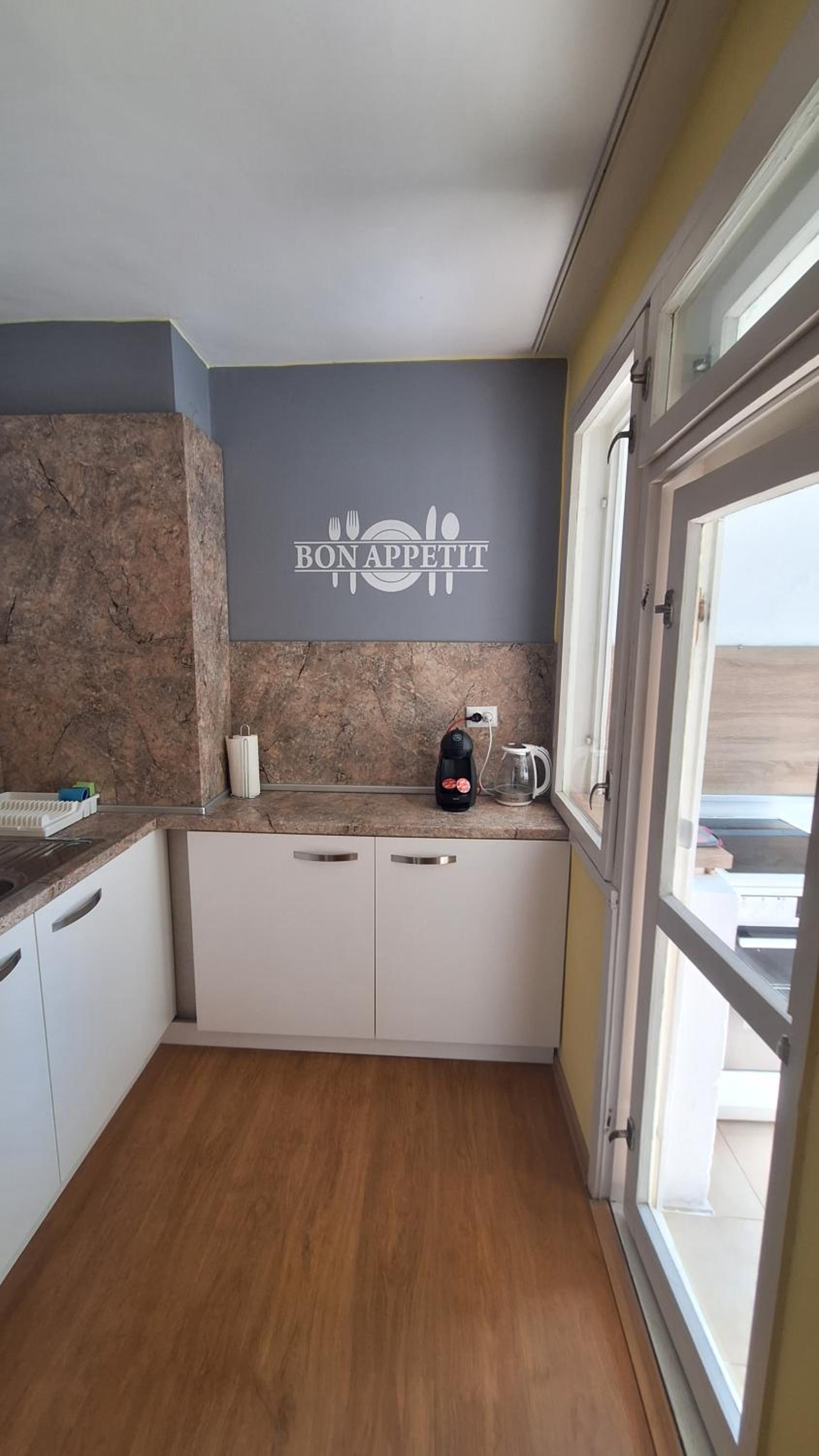 Top Location Harmony Apartment by HostEx