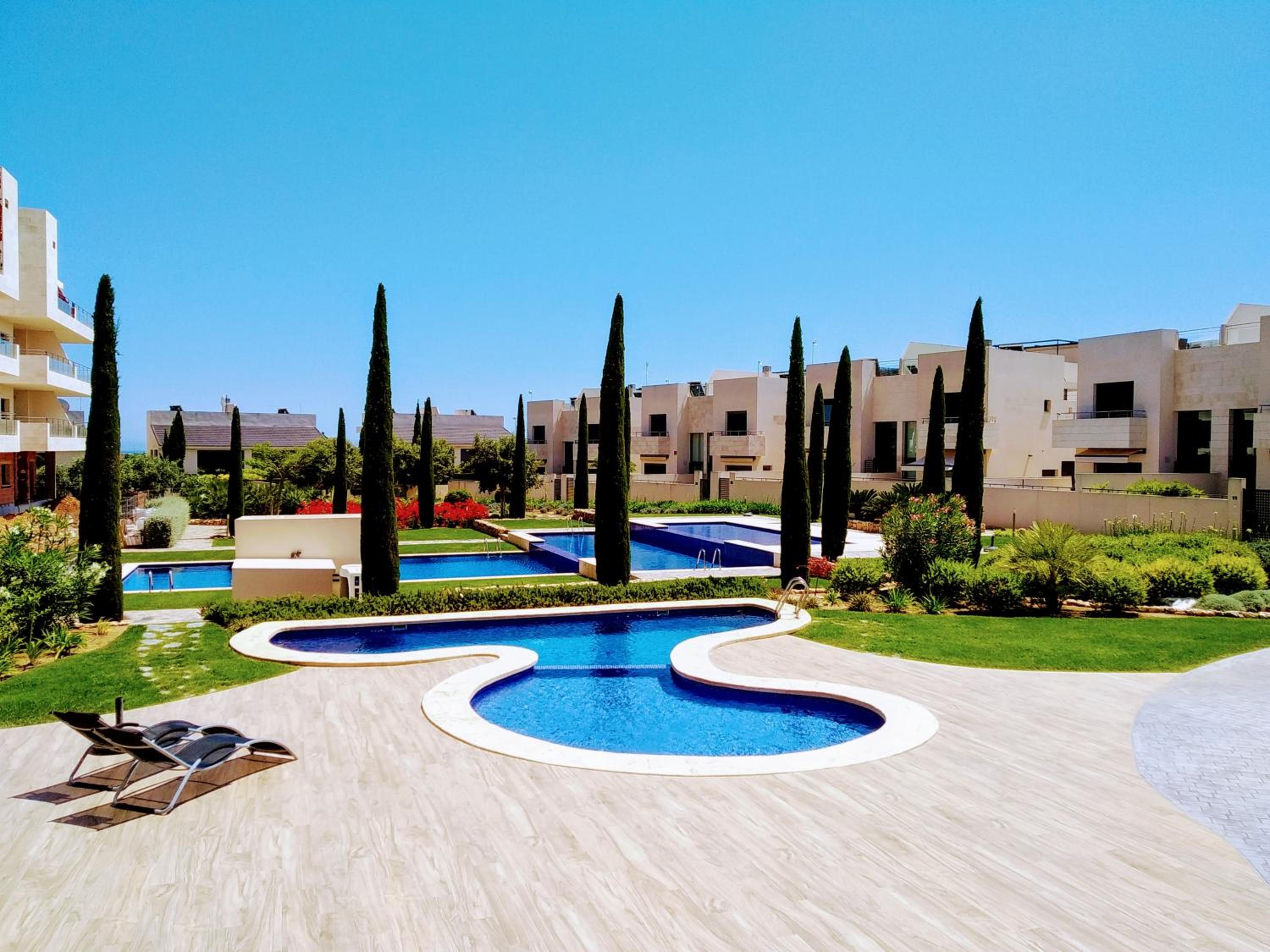 Apartamento con solarium en Jardines de Montesolana