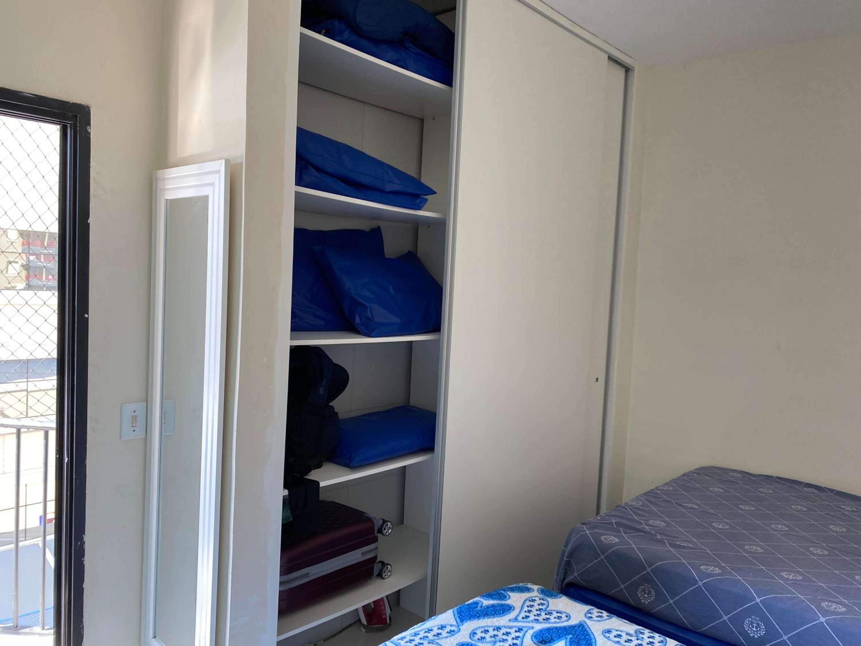 Apartamento Enseada Guarujá con piscina en Guarujá — hotel room