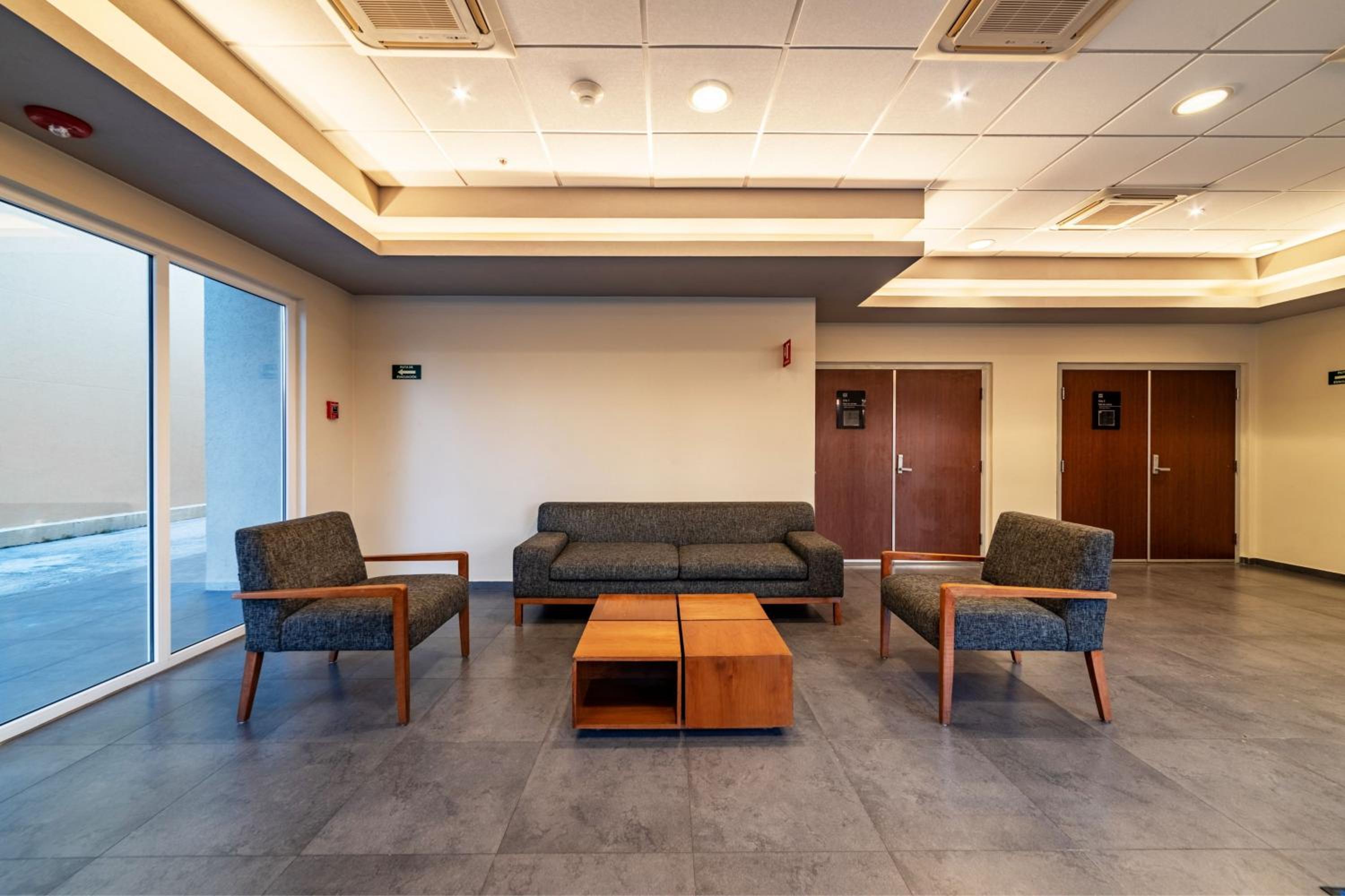 Villahermosa Vacations - City Express by Marriott Villahermosa - Property Image 8