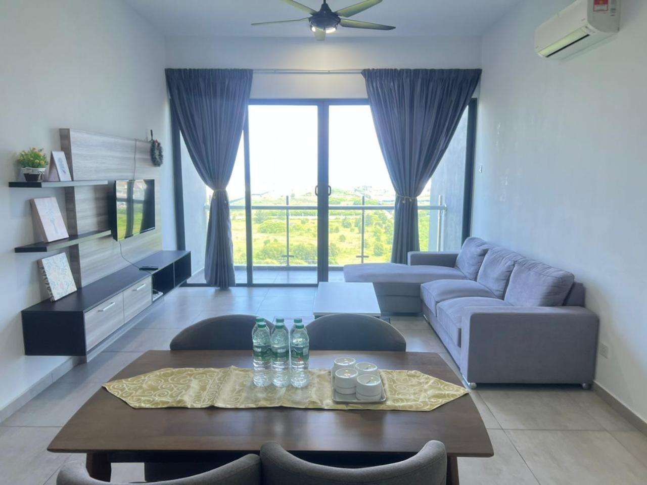 5min to Jonker Walk Town Area by De Avenue Stay photo 5