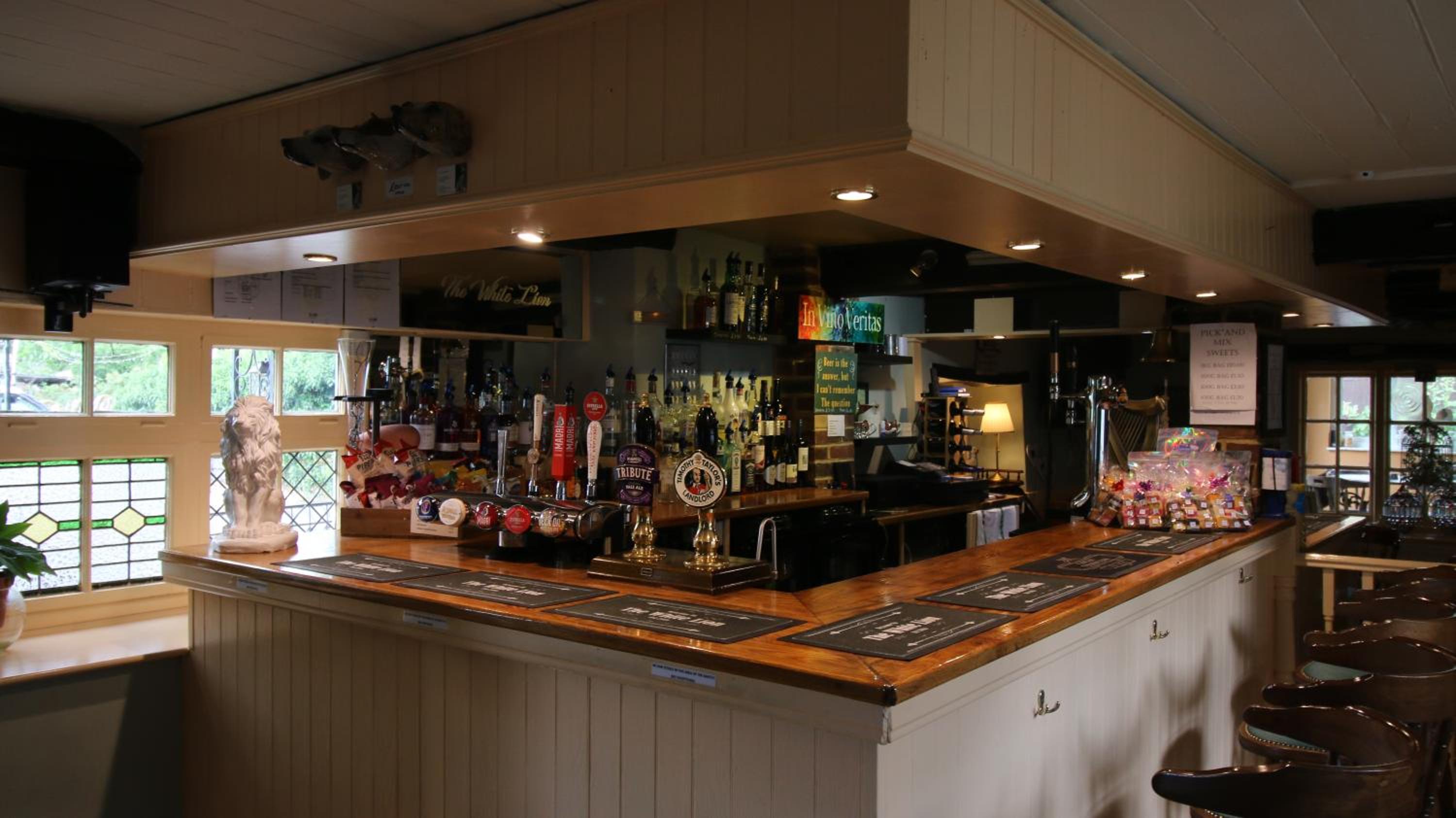 The White Lion at Wicken view 4