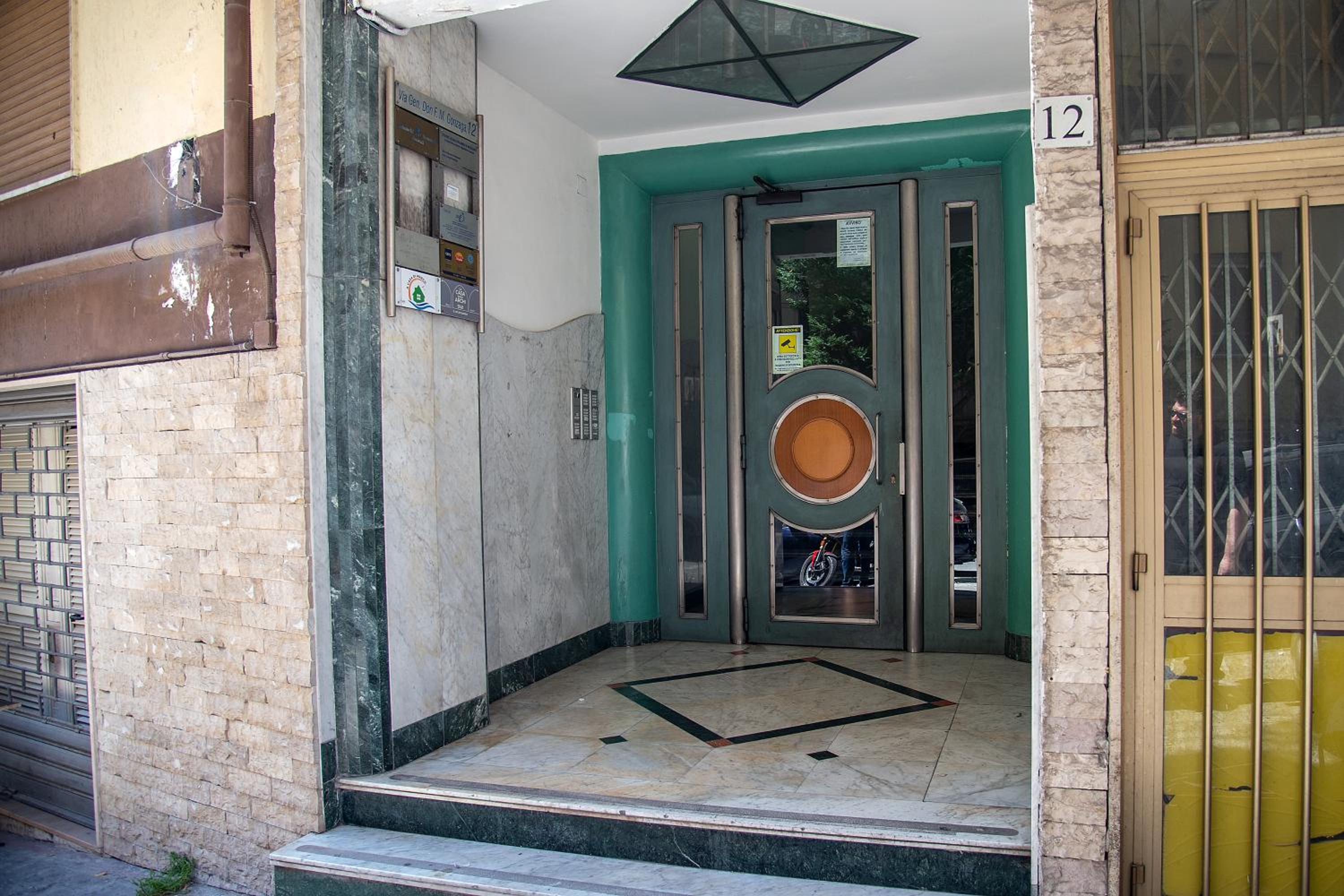 Hotel A CASA DI MARCO Salerno CENTRO - Image 1