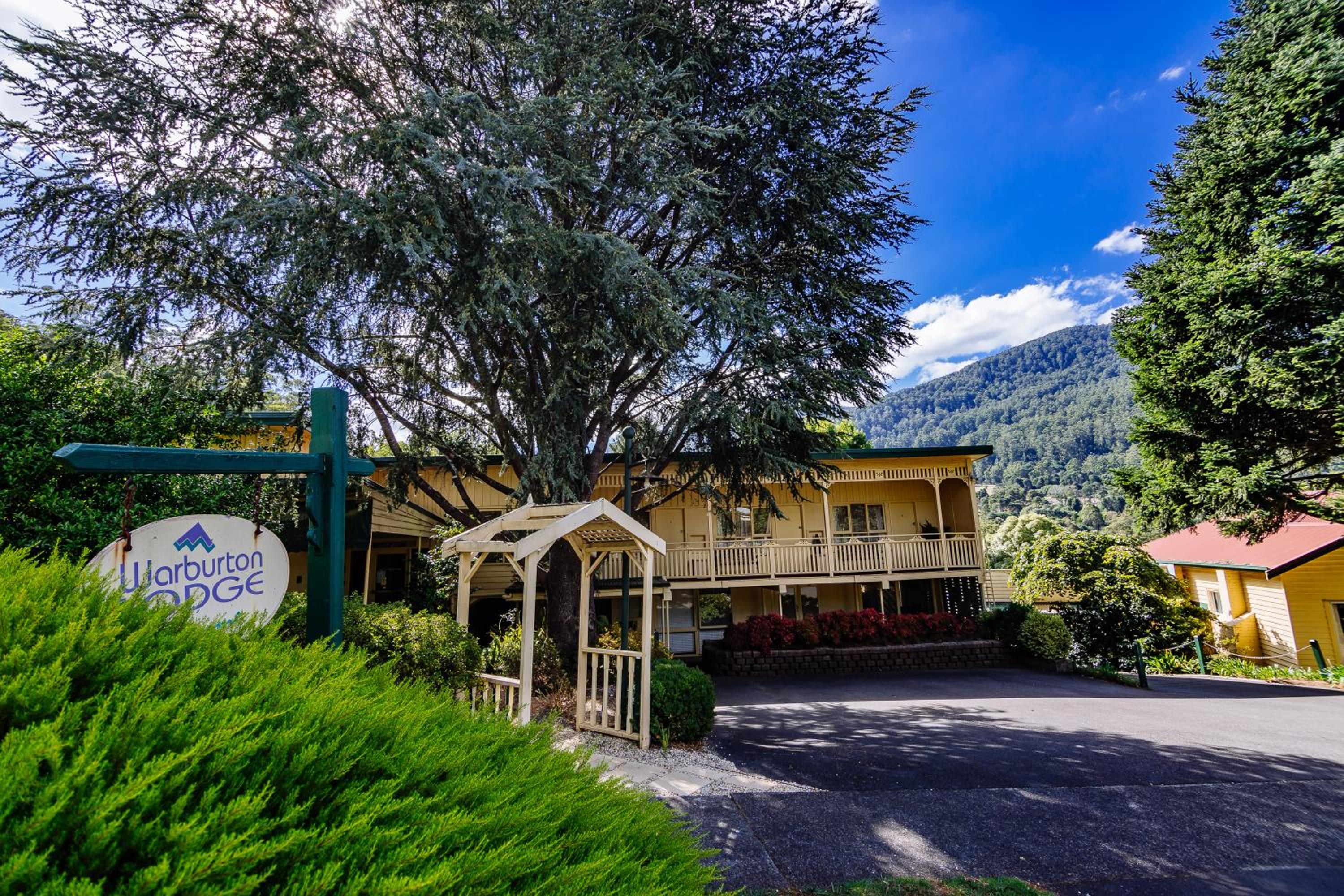 Warburton Lodge