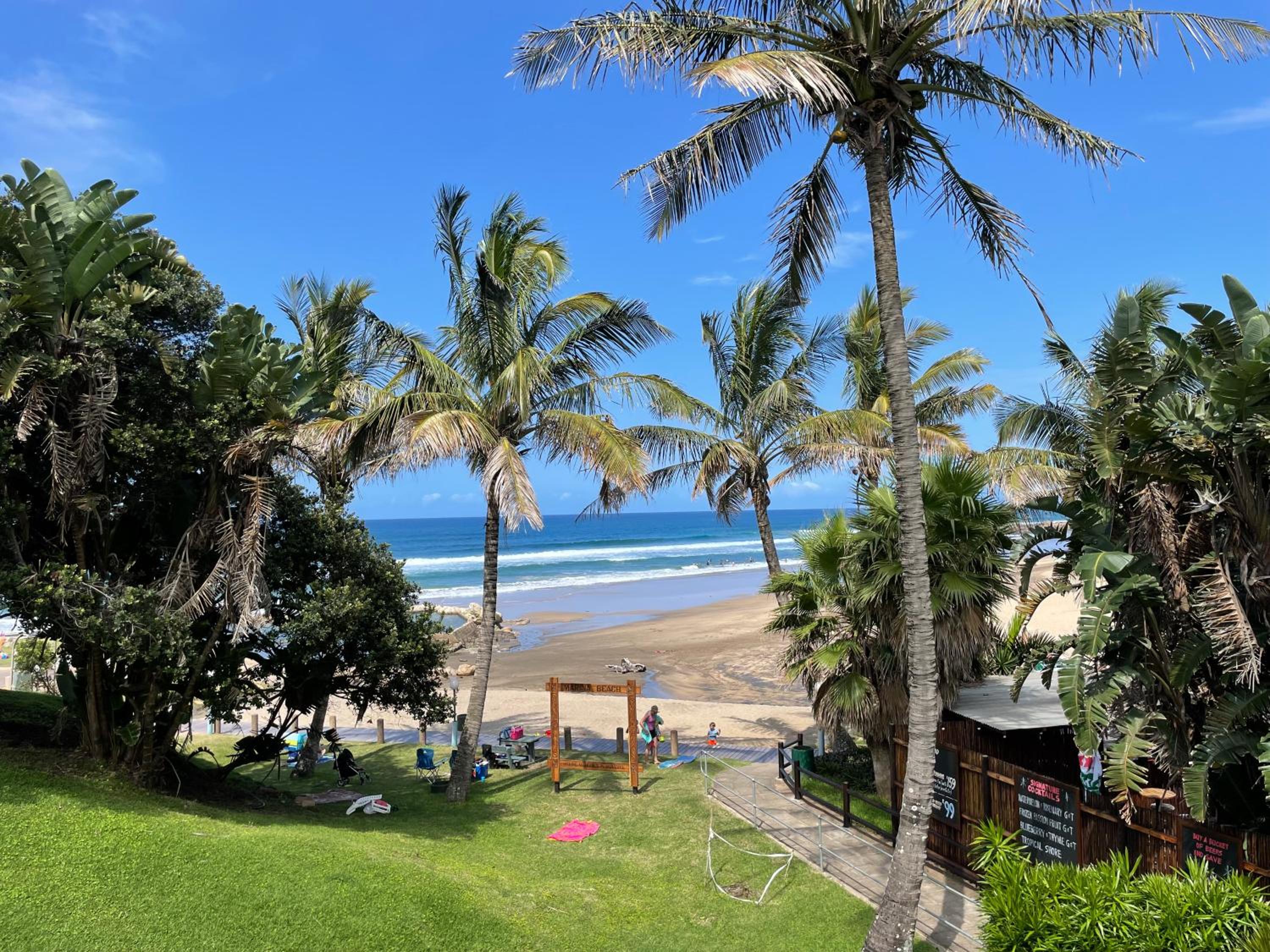 COCOVIEW BEACH HOUSE
