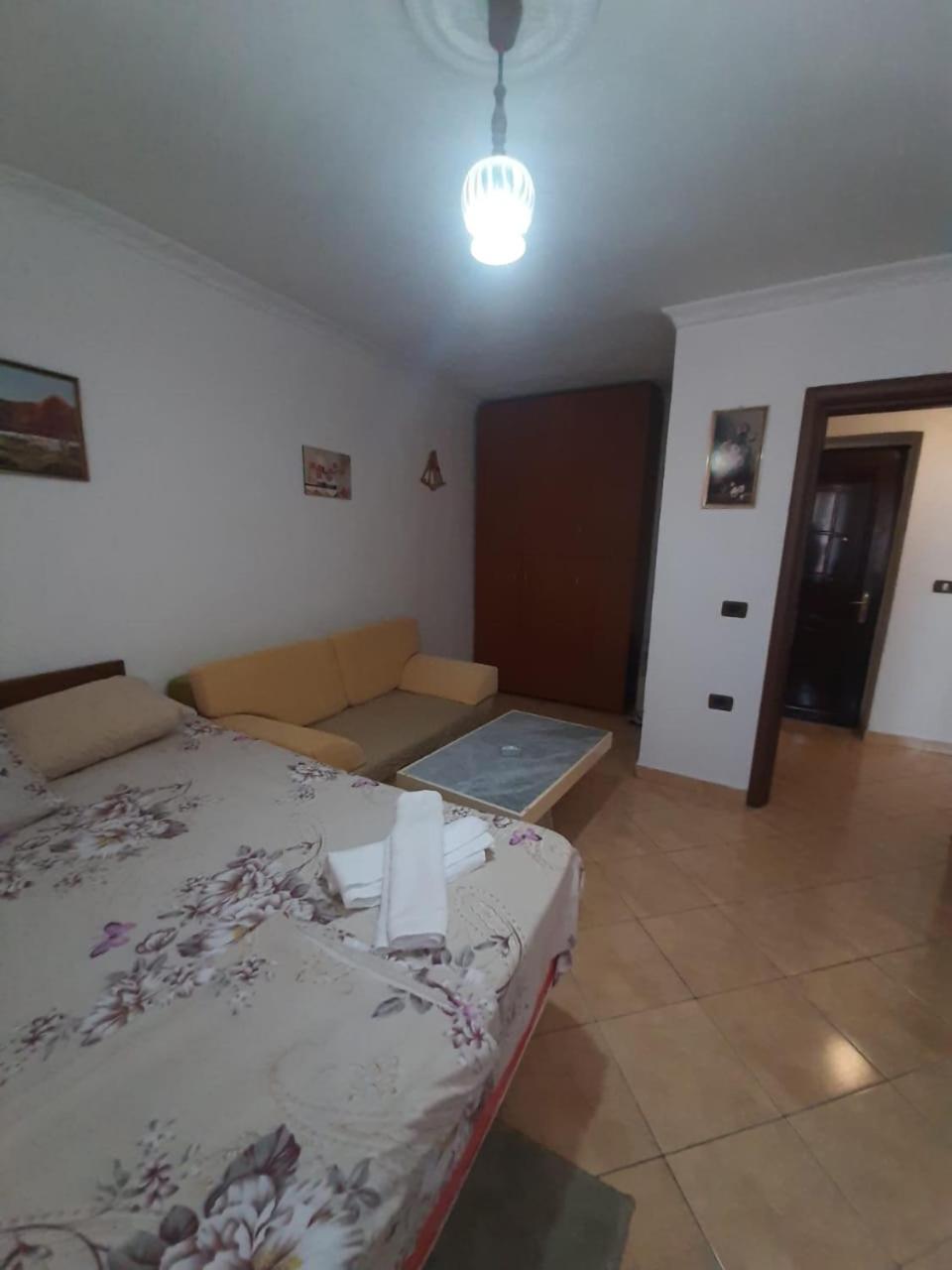 Genti Apartment