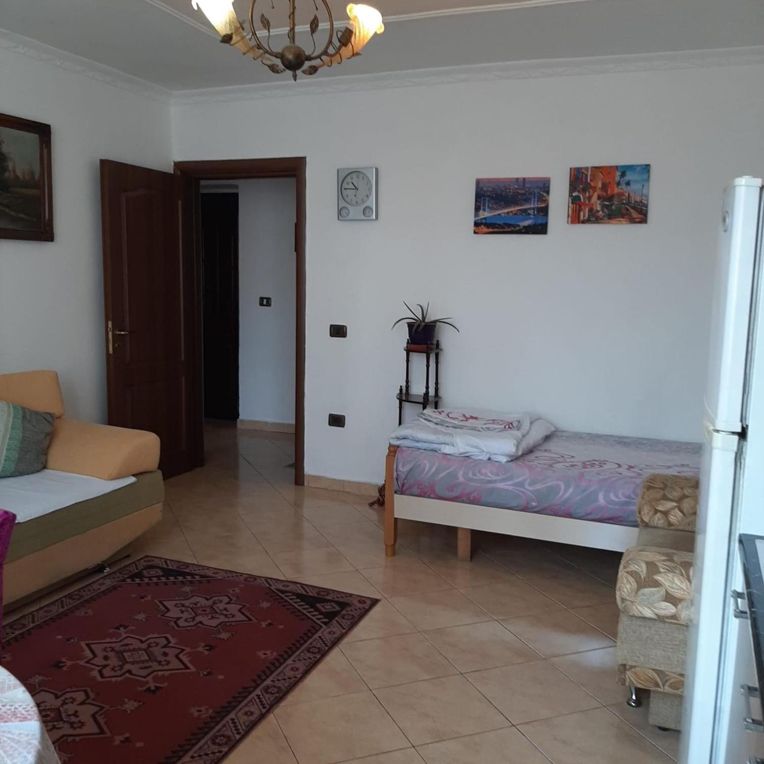 Genti Apartment