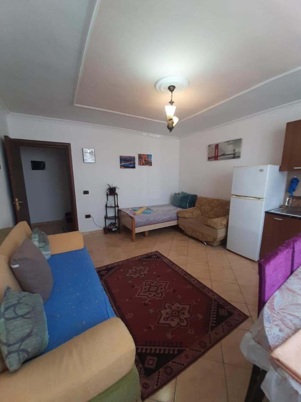 Genti Apartment