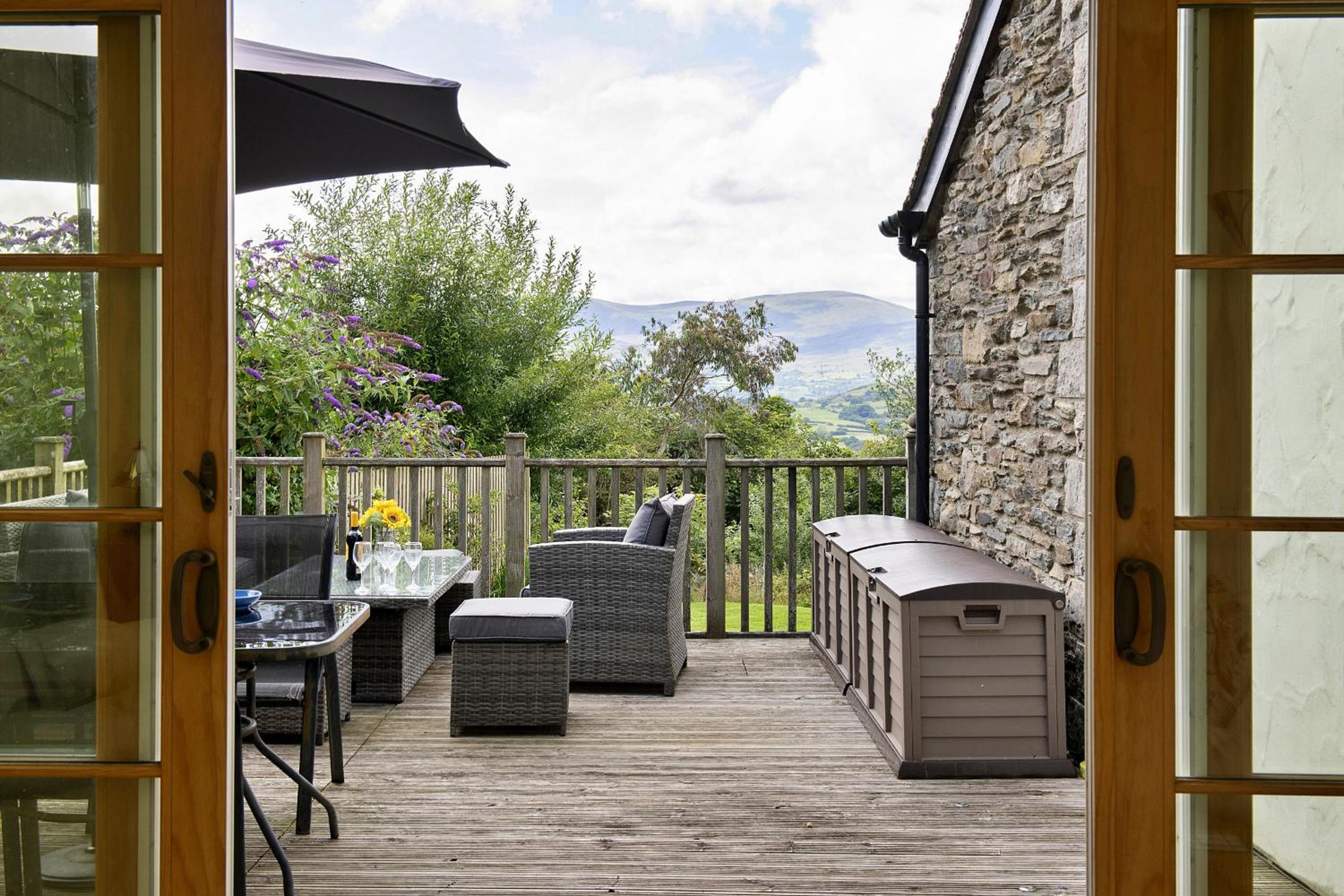 Finest Retreats - Hilltop Haven view 5