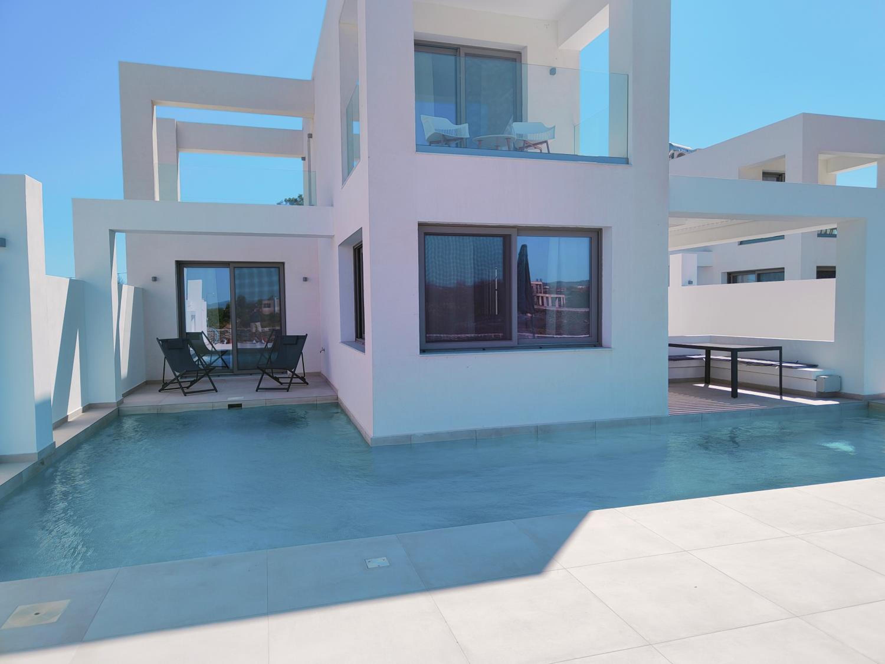 Alpha Villas
