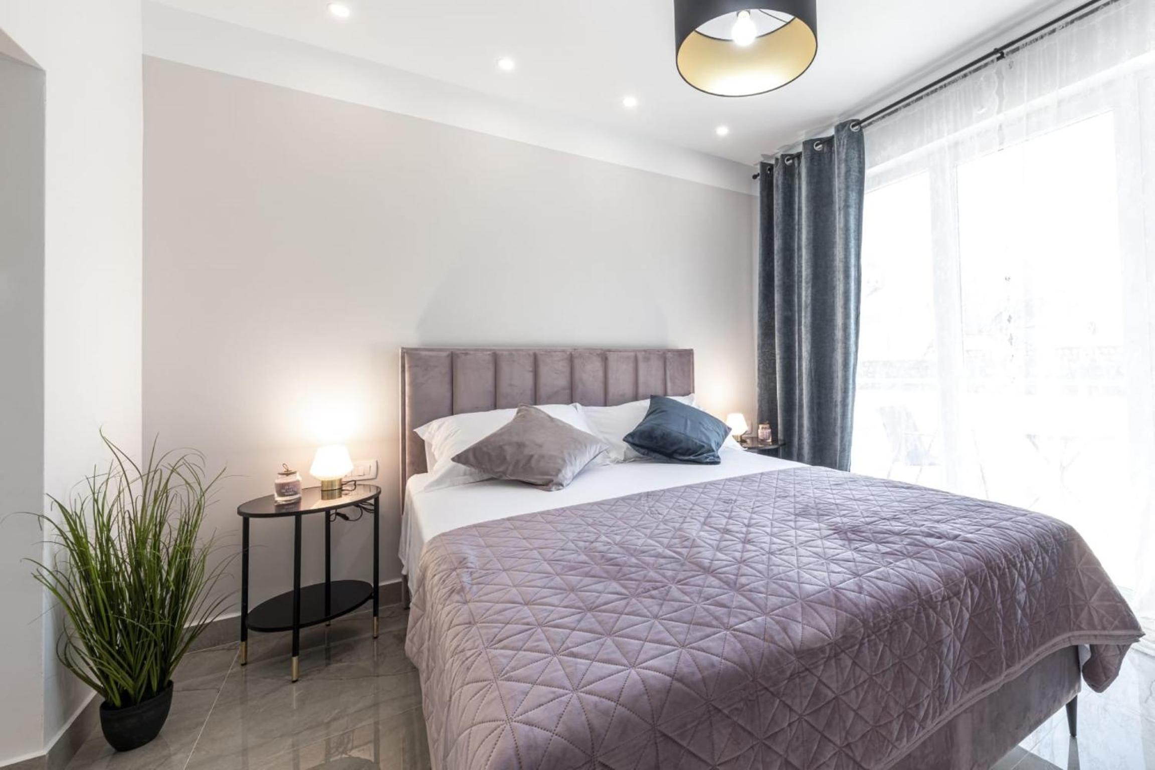 Apartment & Rooms Primi with FREE PARKING