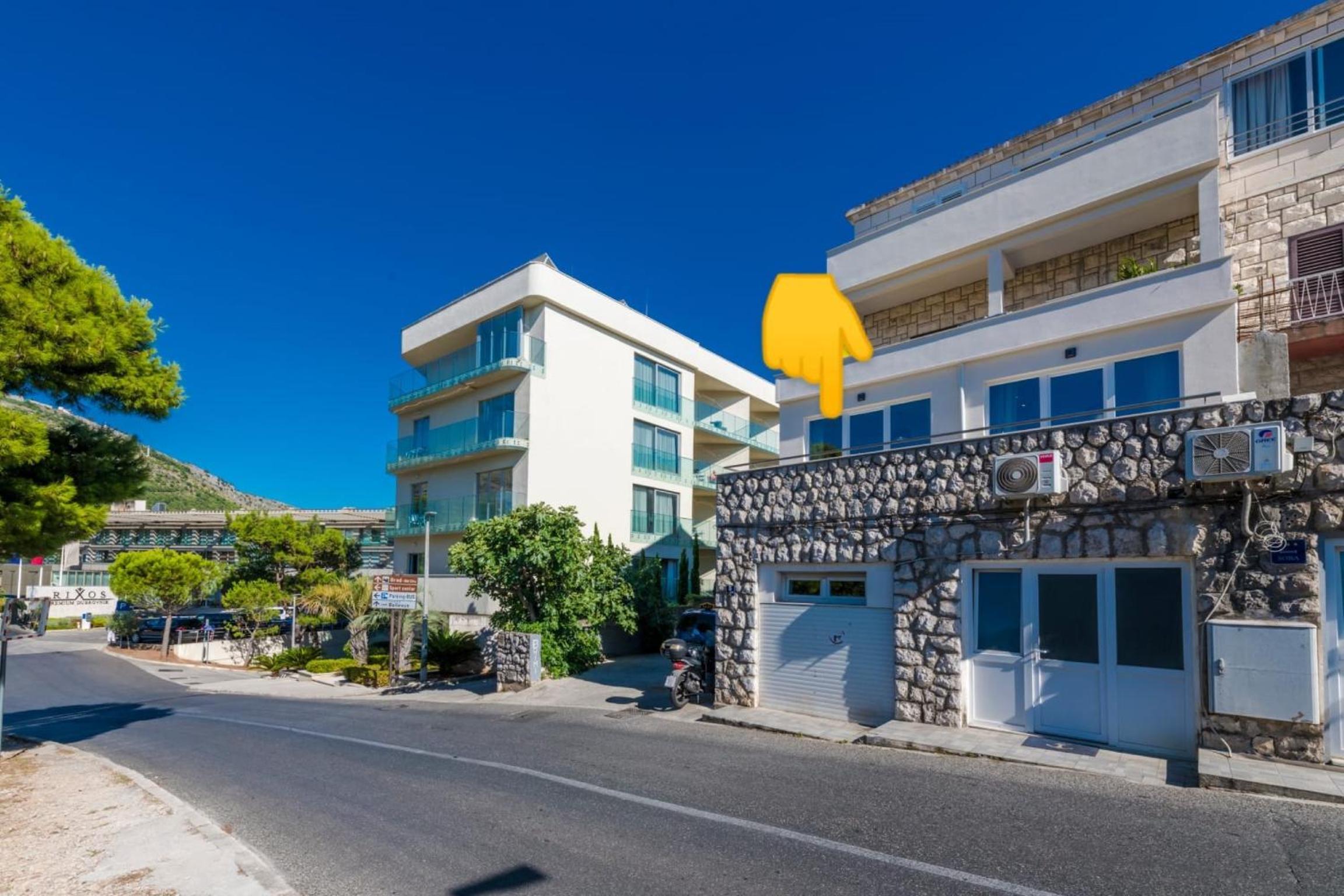 Apartment & Rooms Primi with FREE PARKING