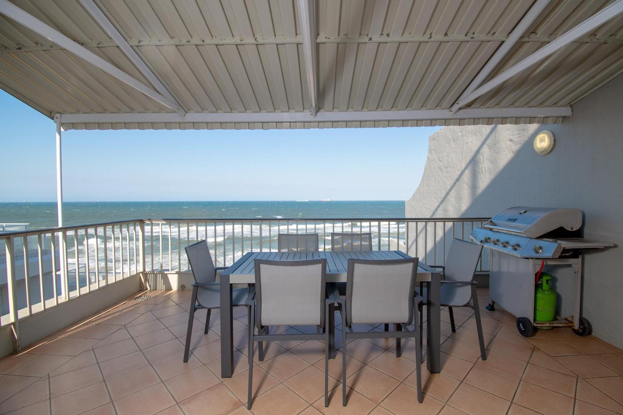 17 Bronze Bay Umhlanga Rocks Beachfront Ocean Views