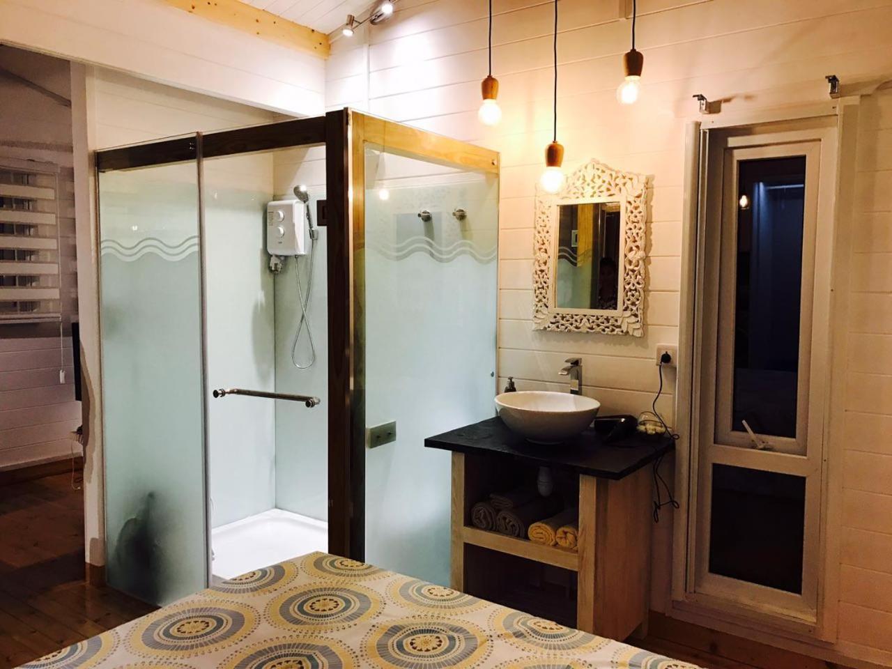 Between2Waters Chalet rental car offered, photo 17