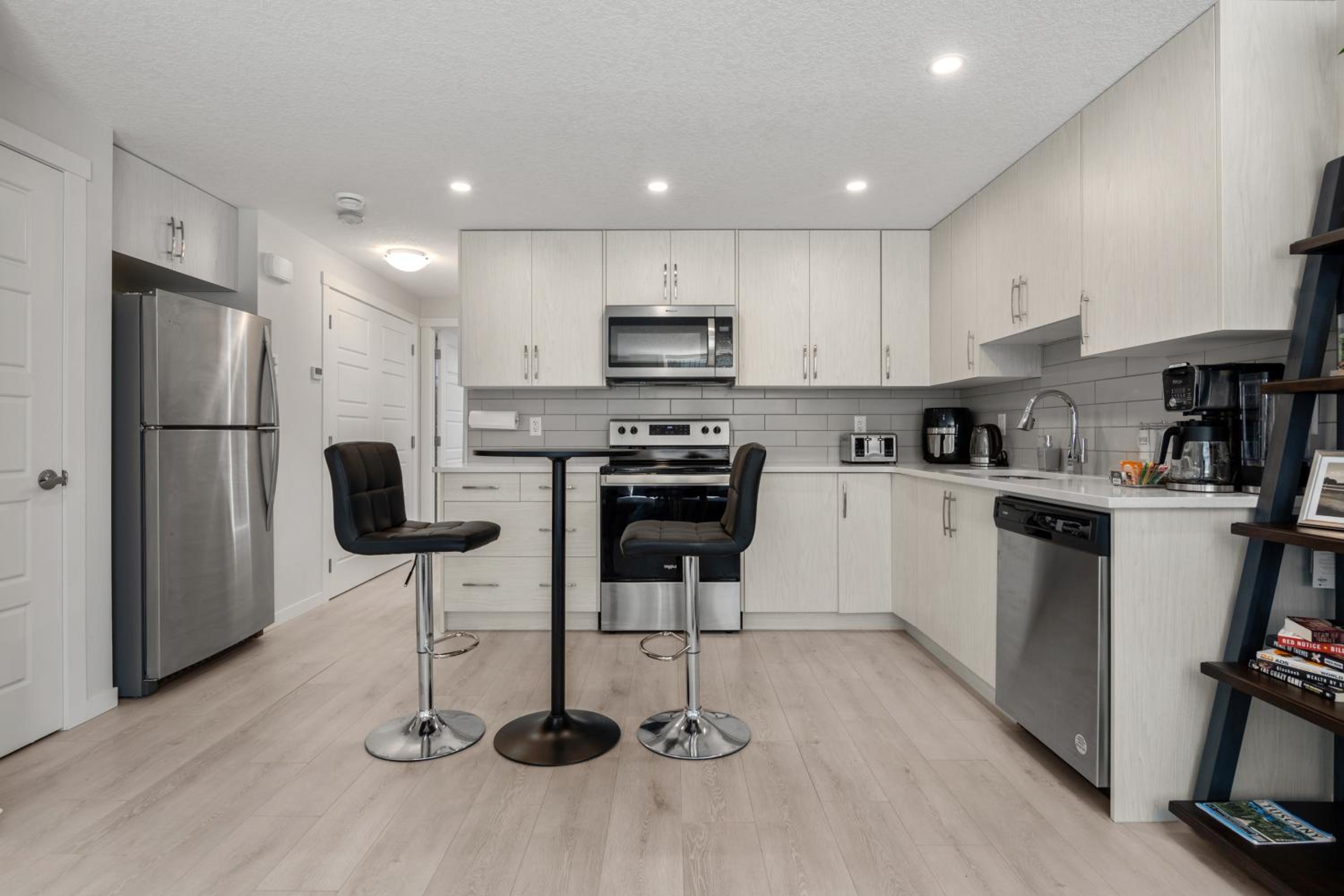 Cozy Rockland Park Unit+Parking